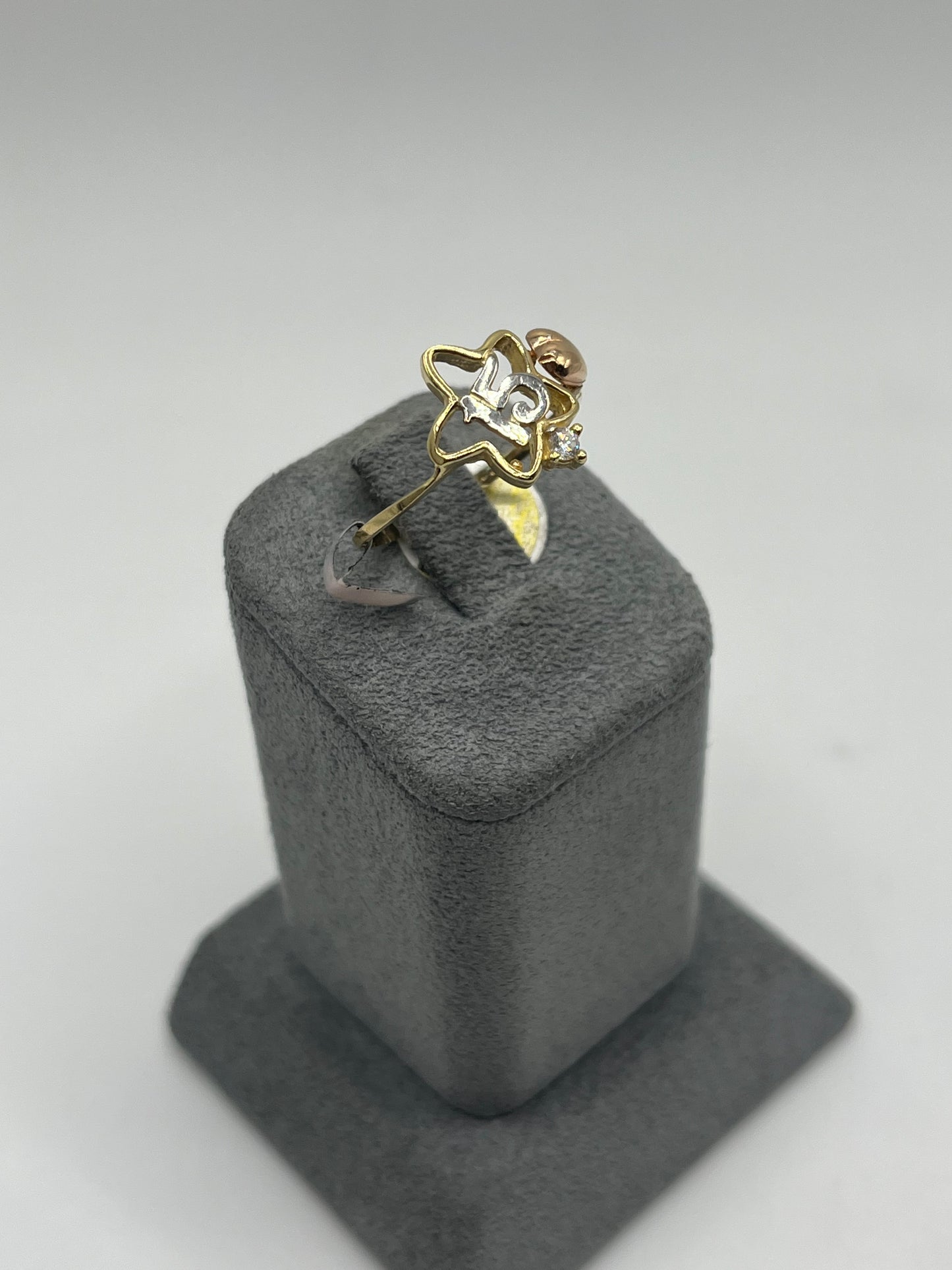 14k Stars Aligned Quince Ring