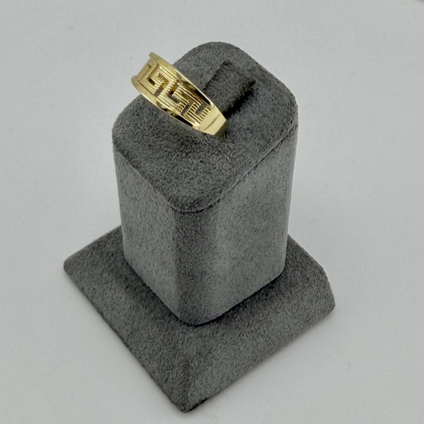 10k Gold Ribbed Greek Ring