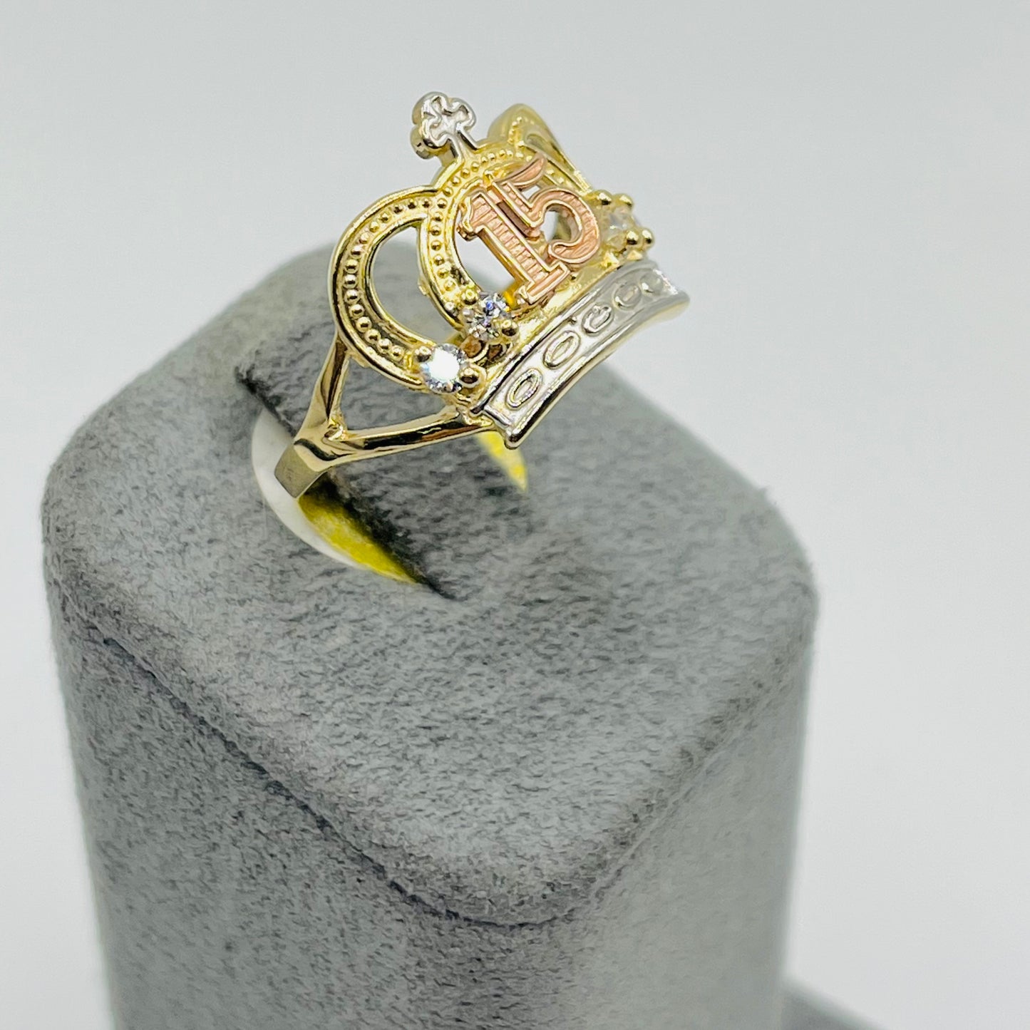 14k Gold Corona De Quinceañera Ring
