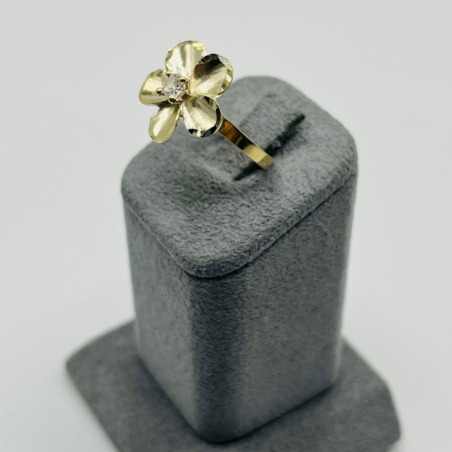 10k Gold Cz Hibiscus Flower Ring