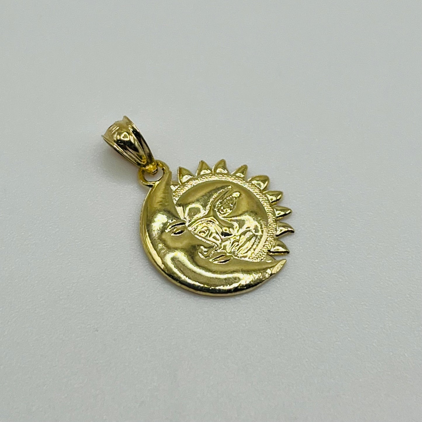 10k Gold Moon and Sun Aligned Charm