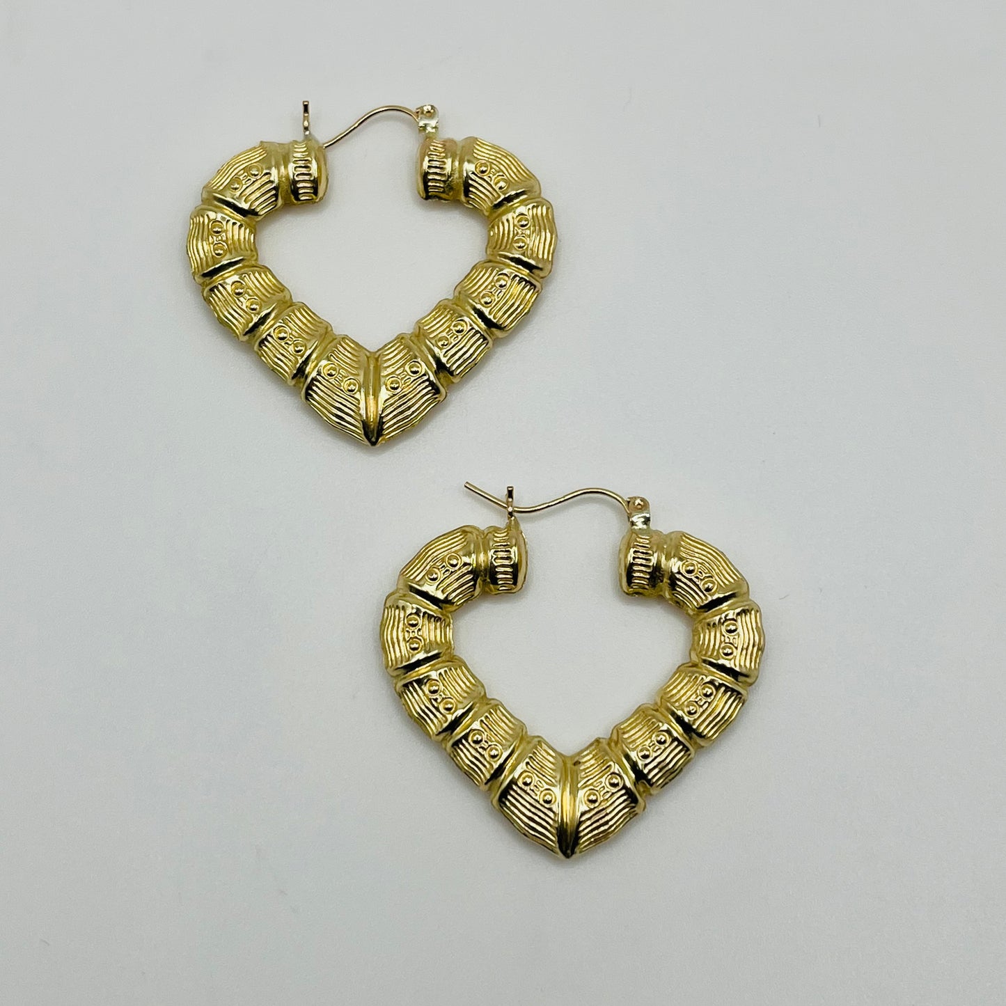 10K Gold Bamboo Heart Hoop Earrings (1.5 in)