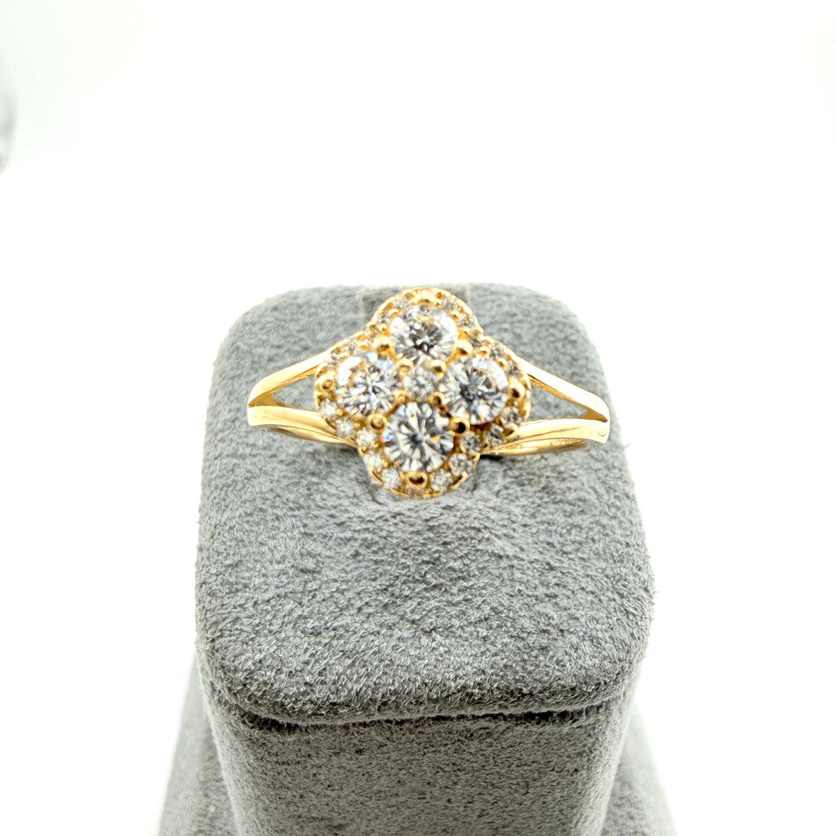 10K Gold Lux CZ Clover Ring