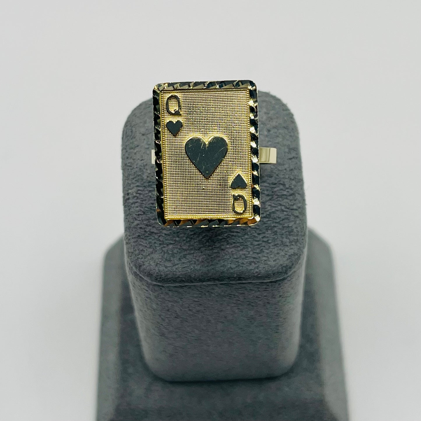 10k Gold Queen Card Ring