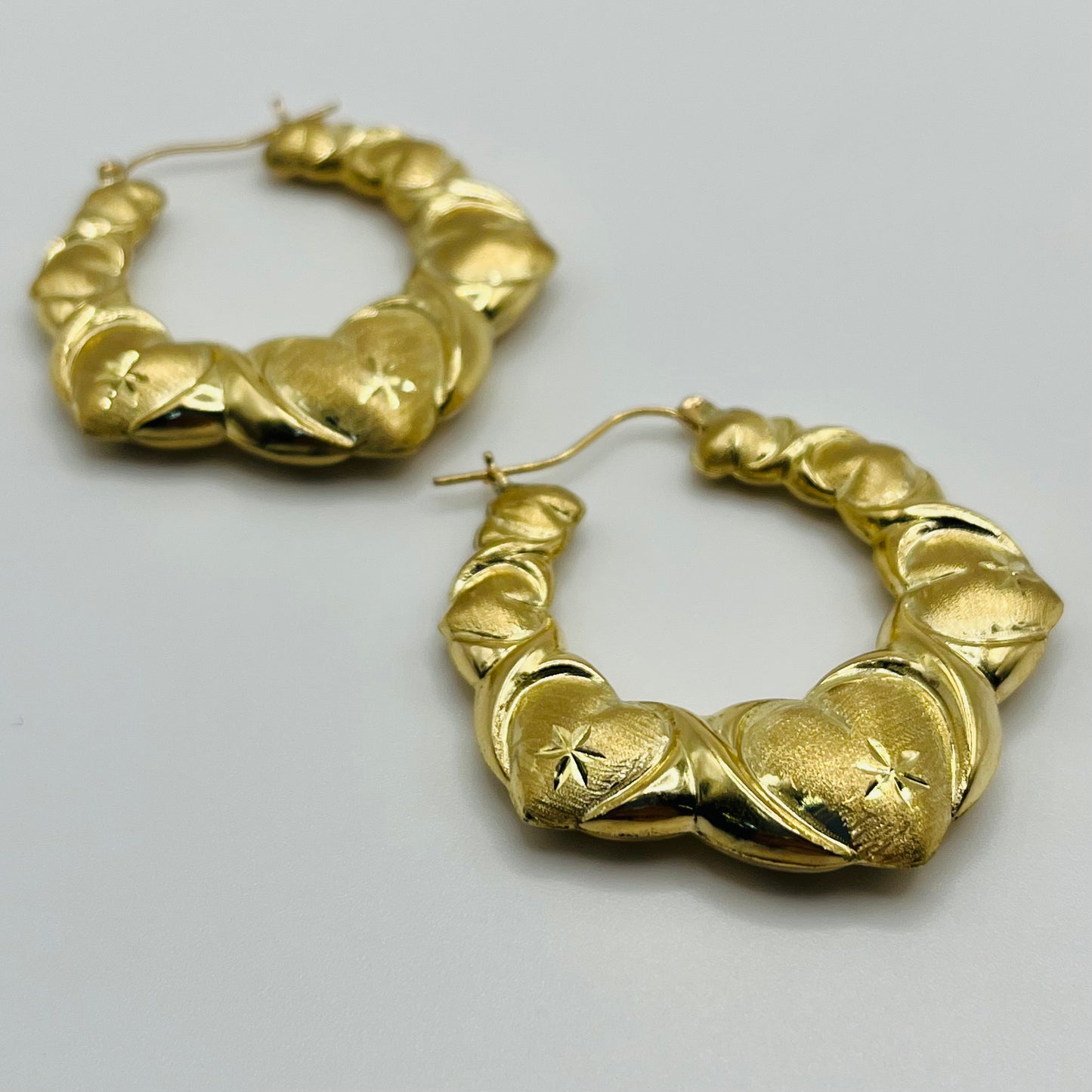 10K Gold Fancy Heart Hoop Earrings (40mm)