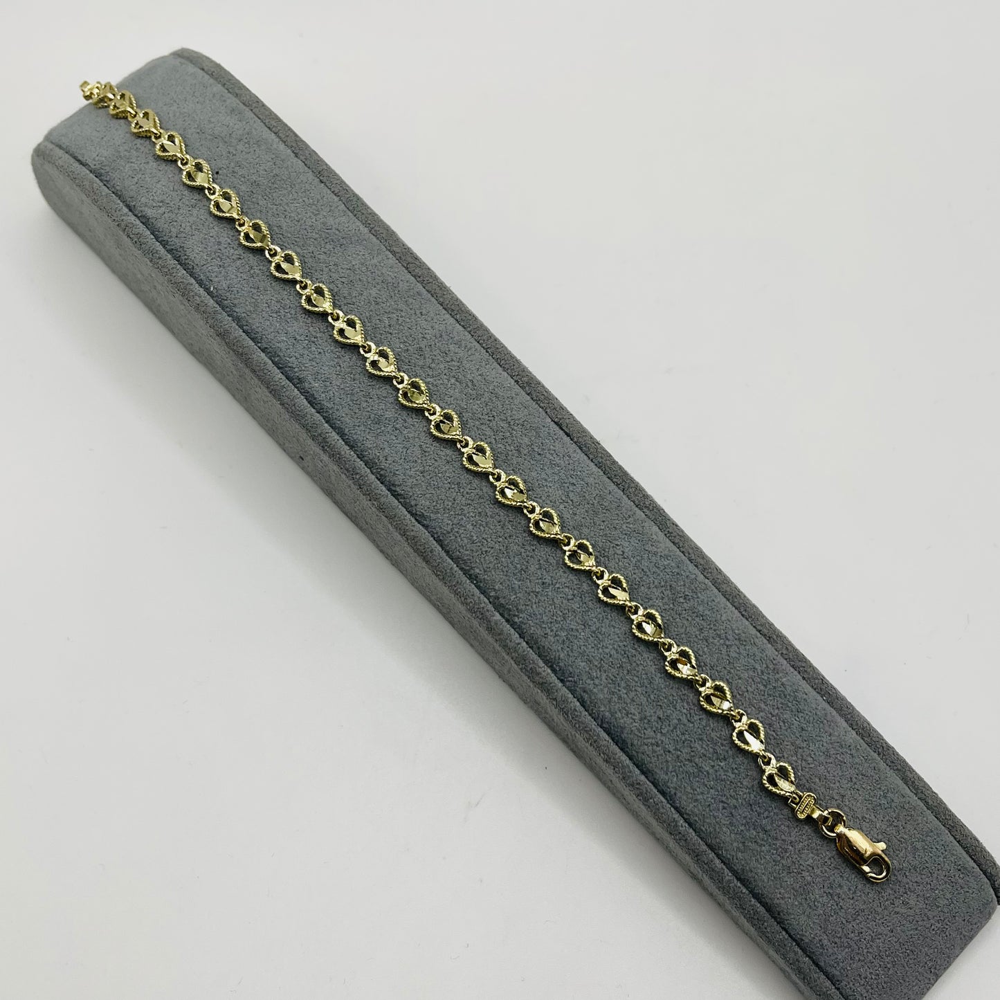 10K Gold Princess Heart Bracelet (sm)