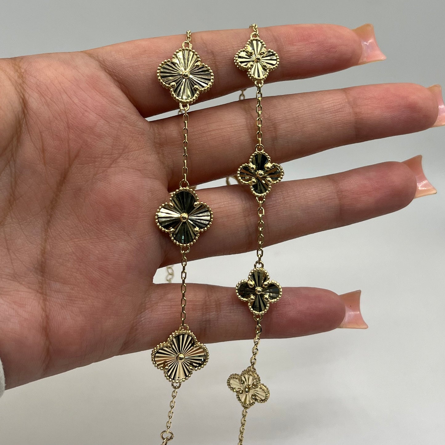 14k Gold Fancy Clover Bracelet (LRG)