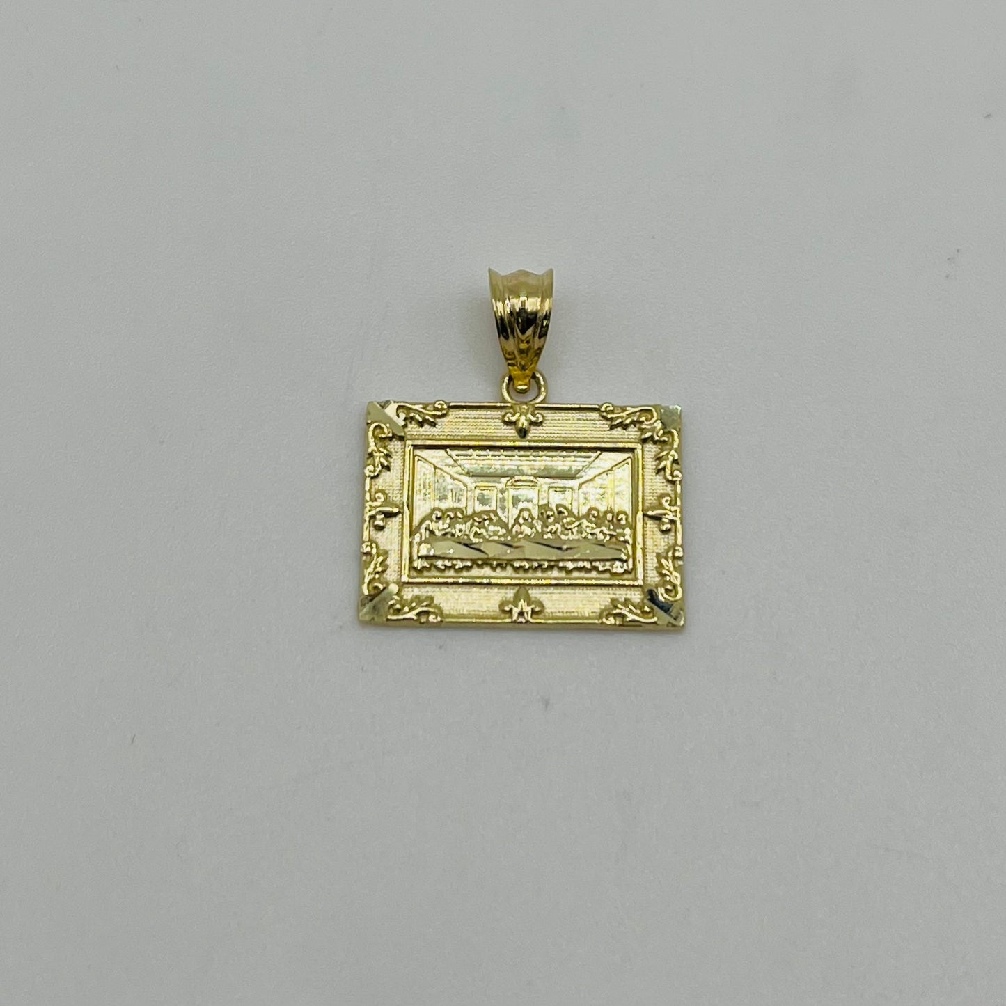 10K Gold Framed Last Supper Charm