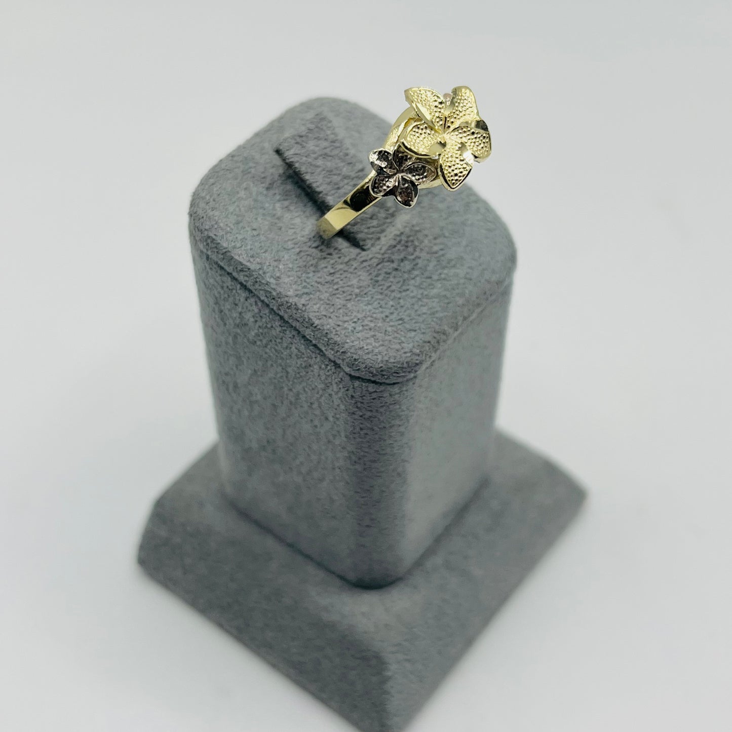 10k Gold Hibiscus Tri-color Ring