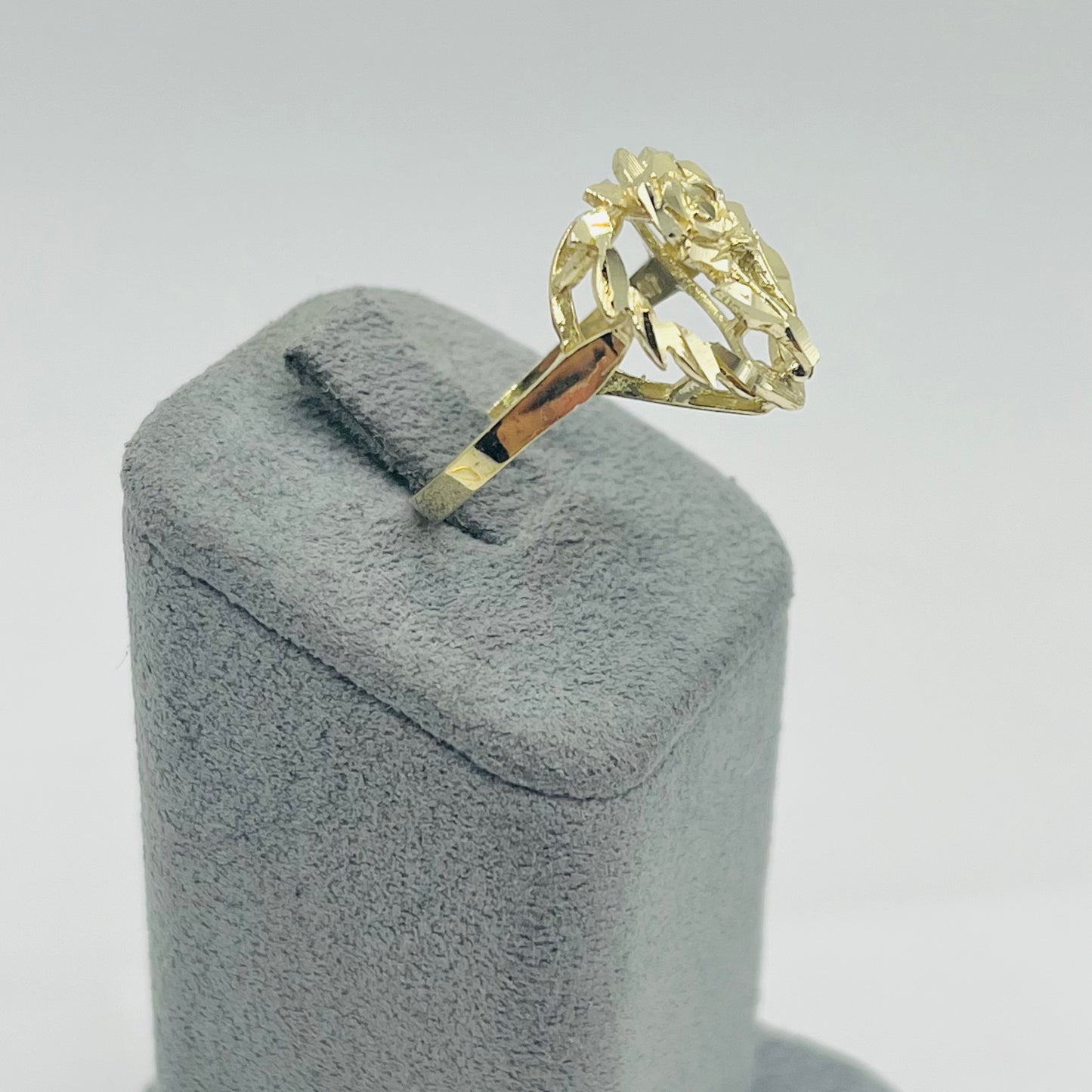 10k Gold Rose Heart Ring