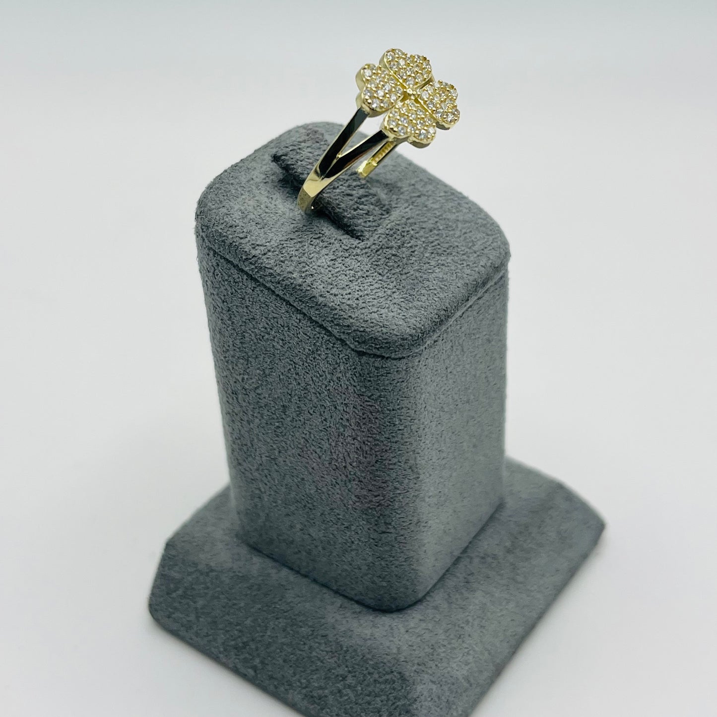 10k Gold Cz Heart Clover Ring