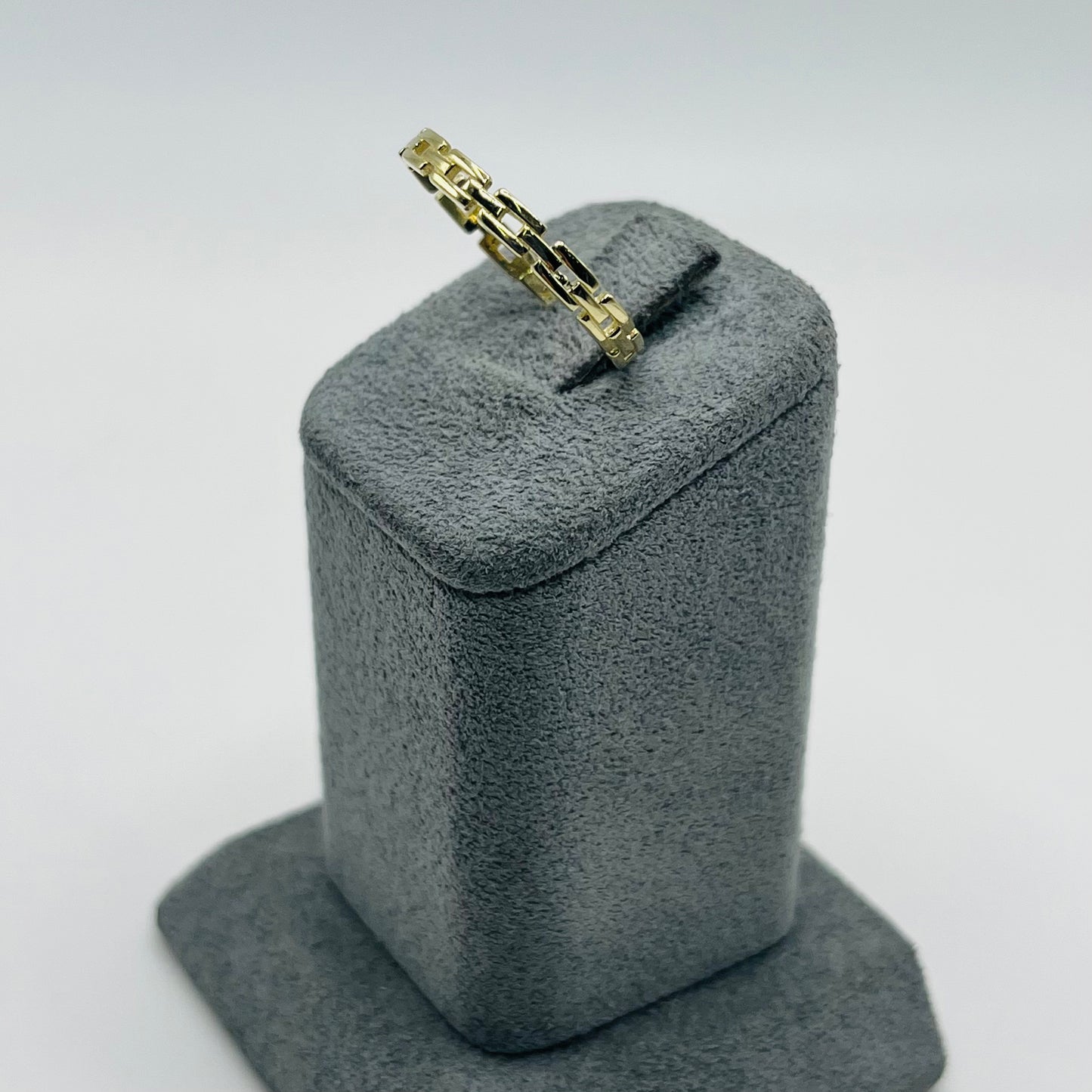 10k Gold Dainty Chain Link Ring