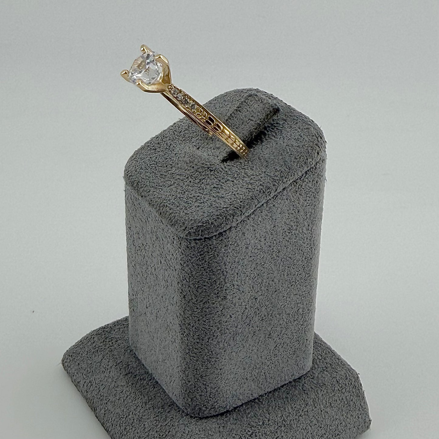 10k Gold Modern Bond Cz Ring