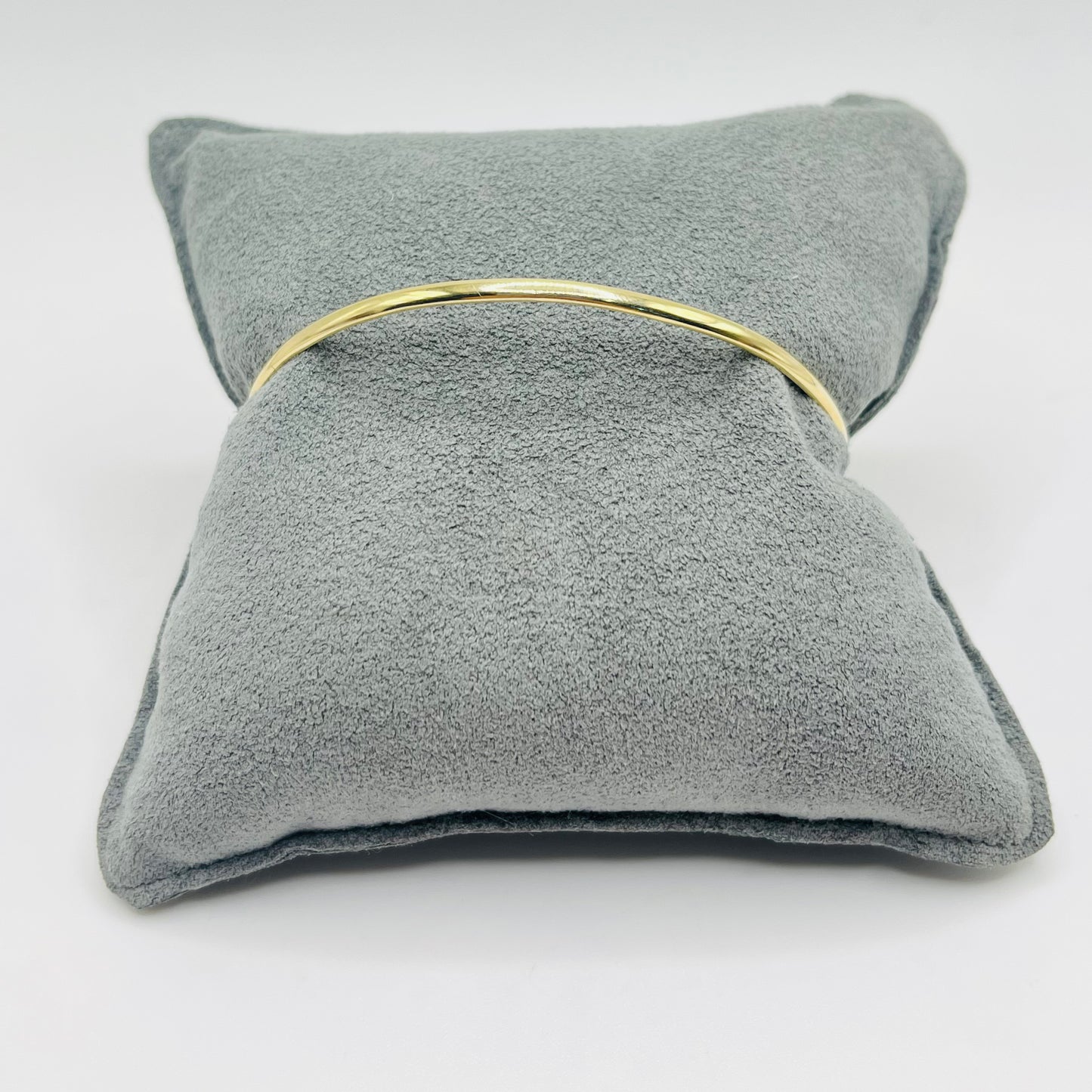 10k Gold High Polish Bangle