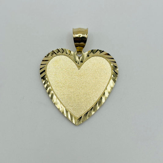 14k Gold Heart Diamond Cut Border Picture Pendant (38mm)