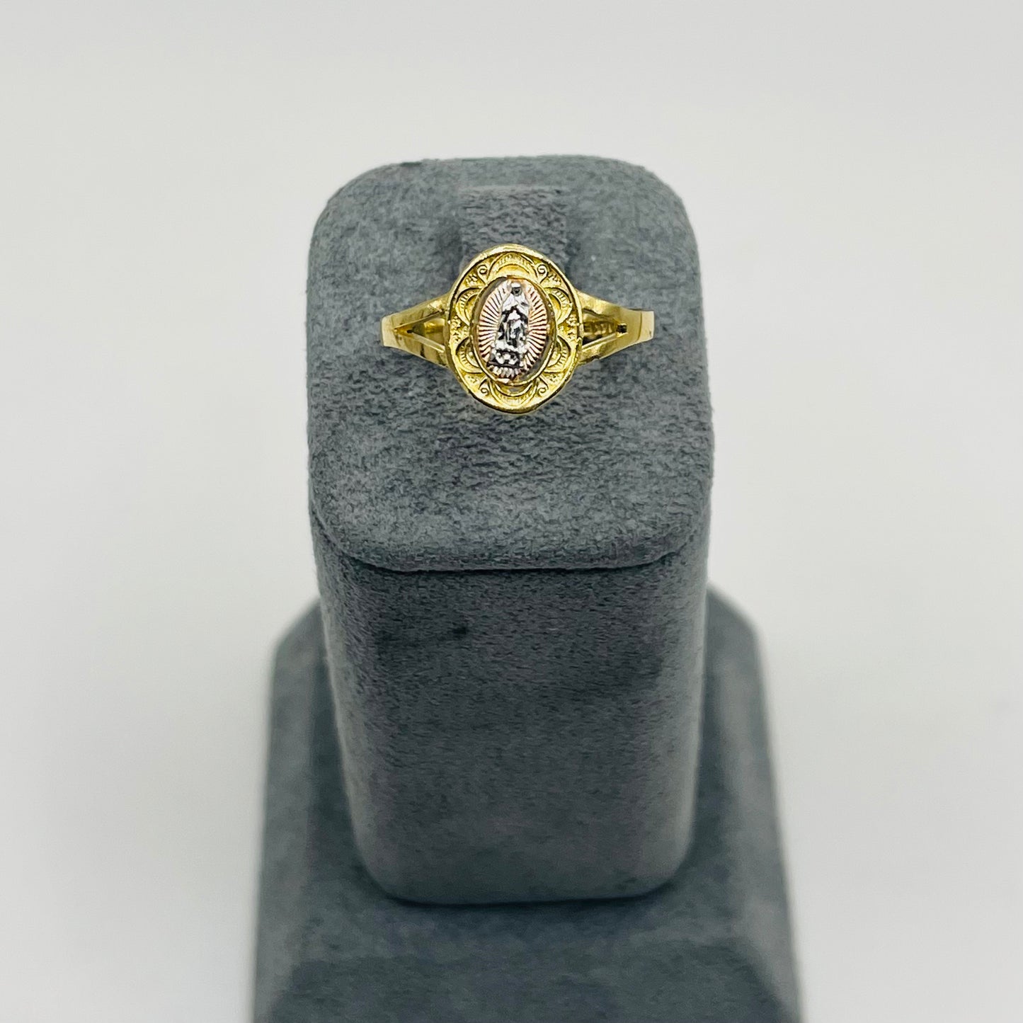 14k Gold Sancta Maria Circle Ring