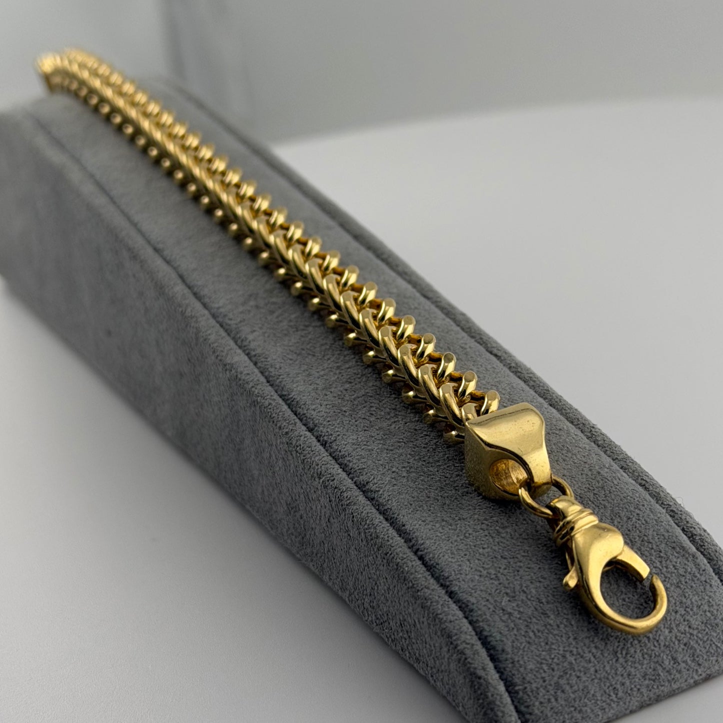 10k Gold 7mm Franco Bracelet