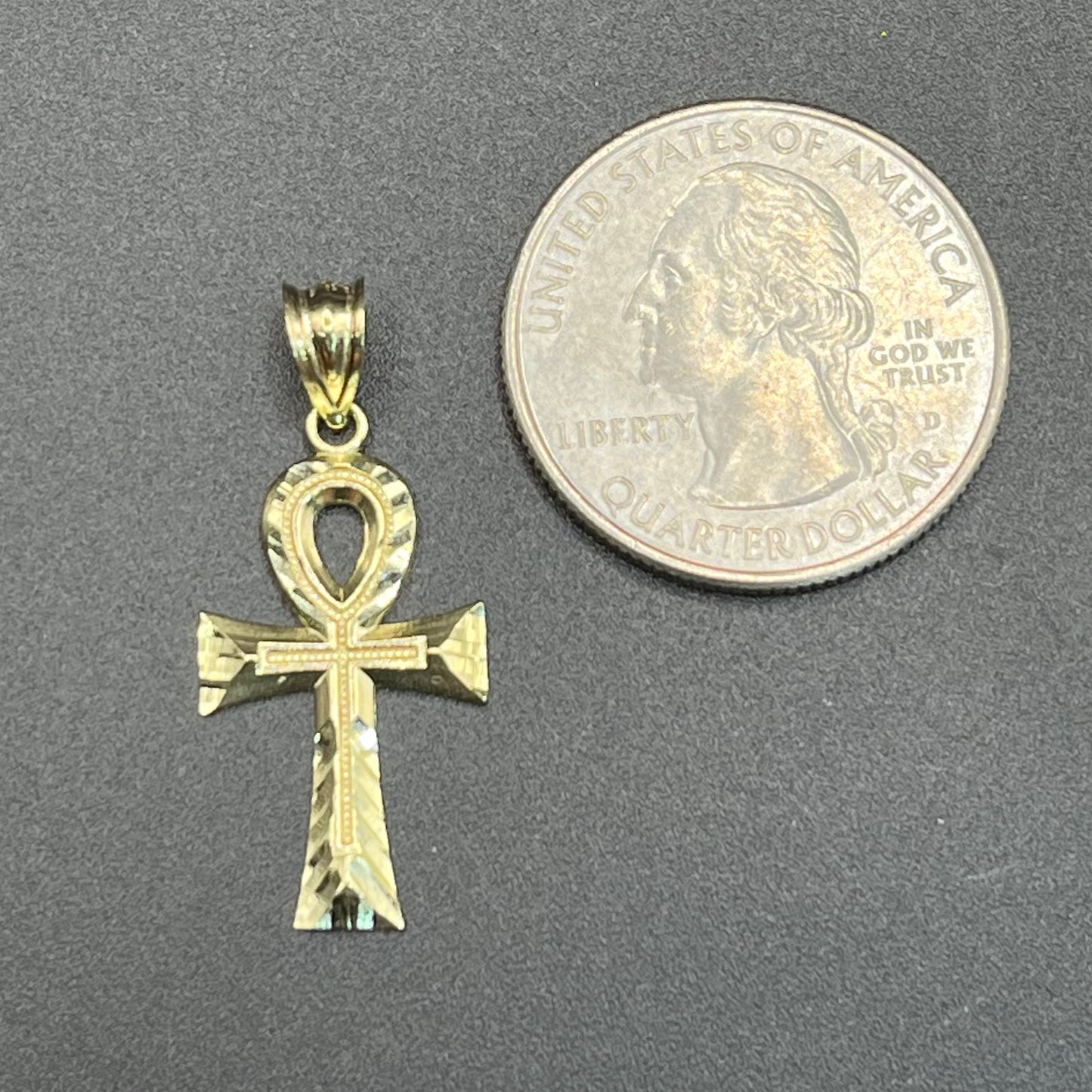 10K Gold Ankh Charm (sm)