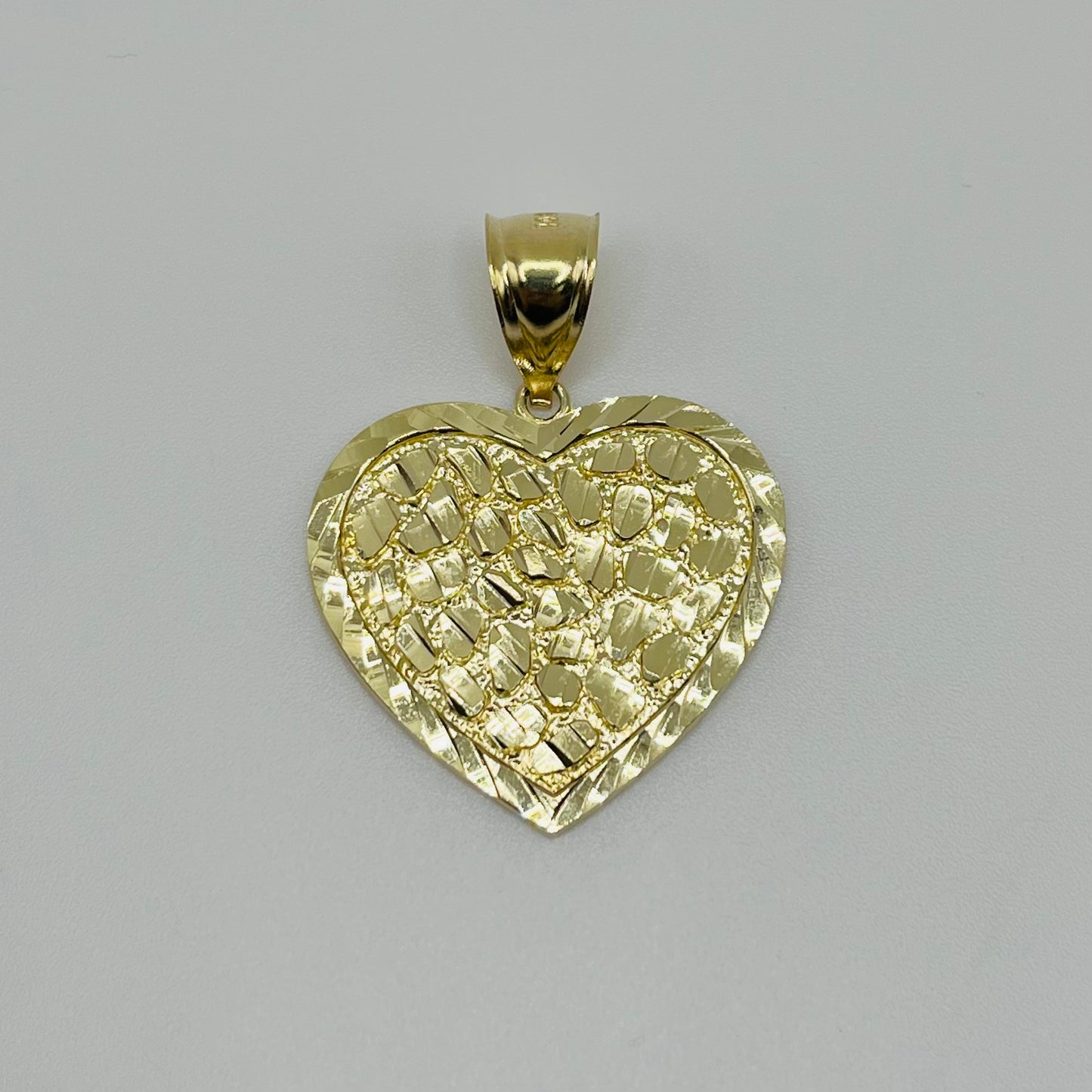 10k Gold DC Outlined Heart Nugget Pendant