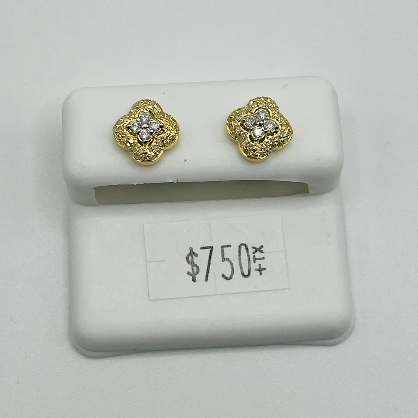 14k Gold Natural Diamond Two Tier Clover Earrings (Screwback)