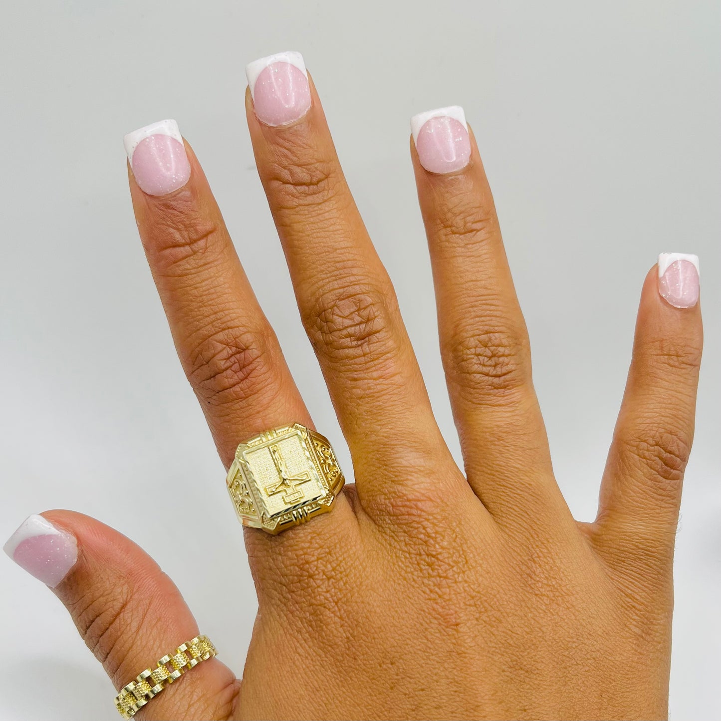 10k Gold Crucifix Temple Ring