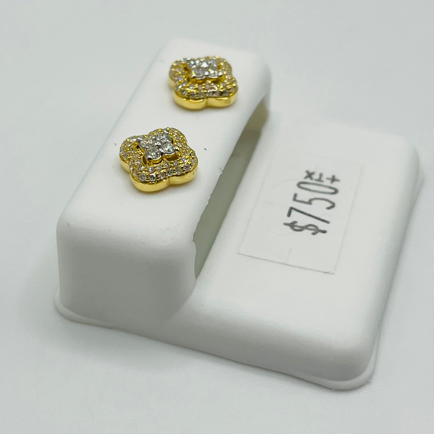 14k Gold Natural Diamond Two Tier Clover Earrings (Screwback)