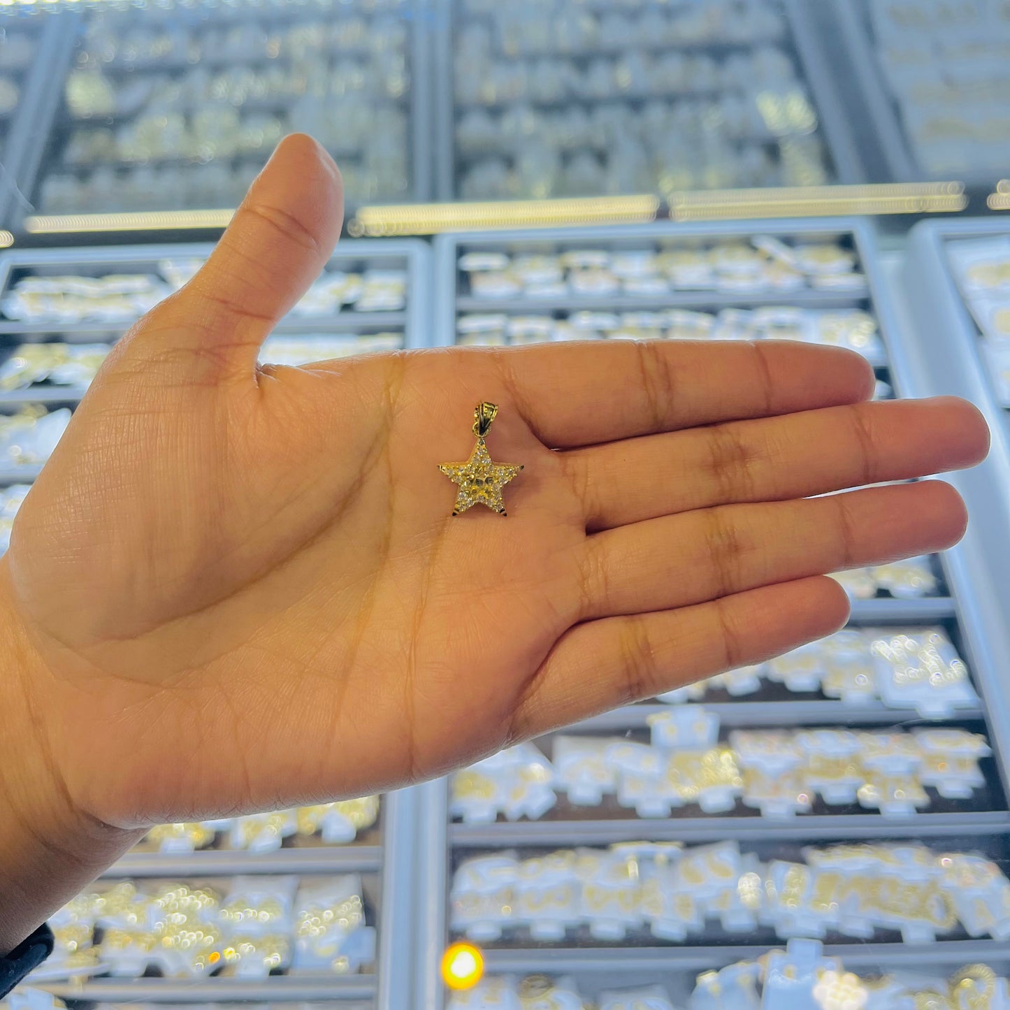 10k Gold Cz Nugget Star Charm (S)