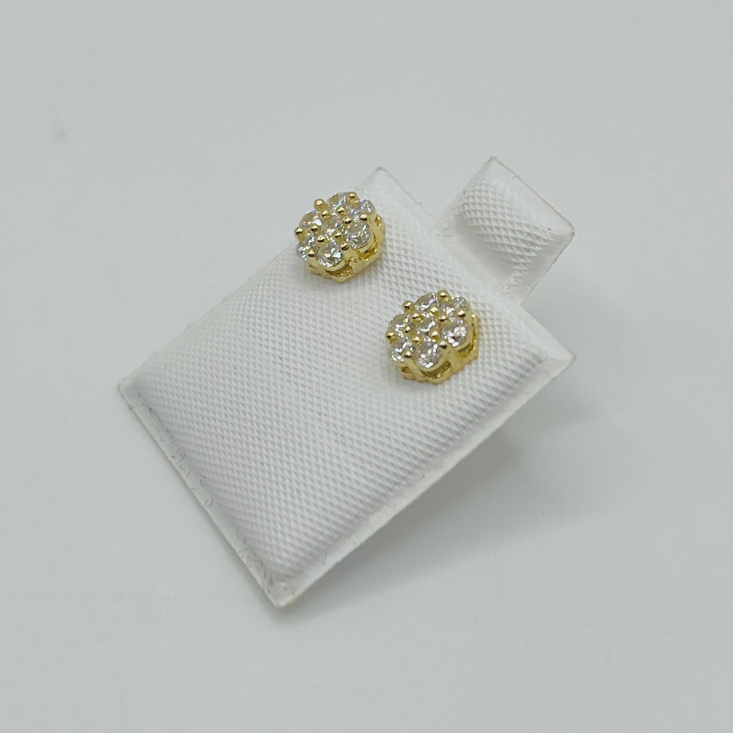 10K Gold CZ Flower Earrings (6mm)