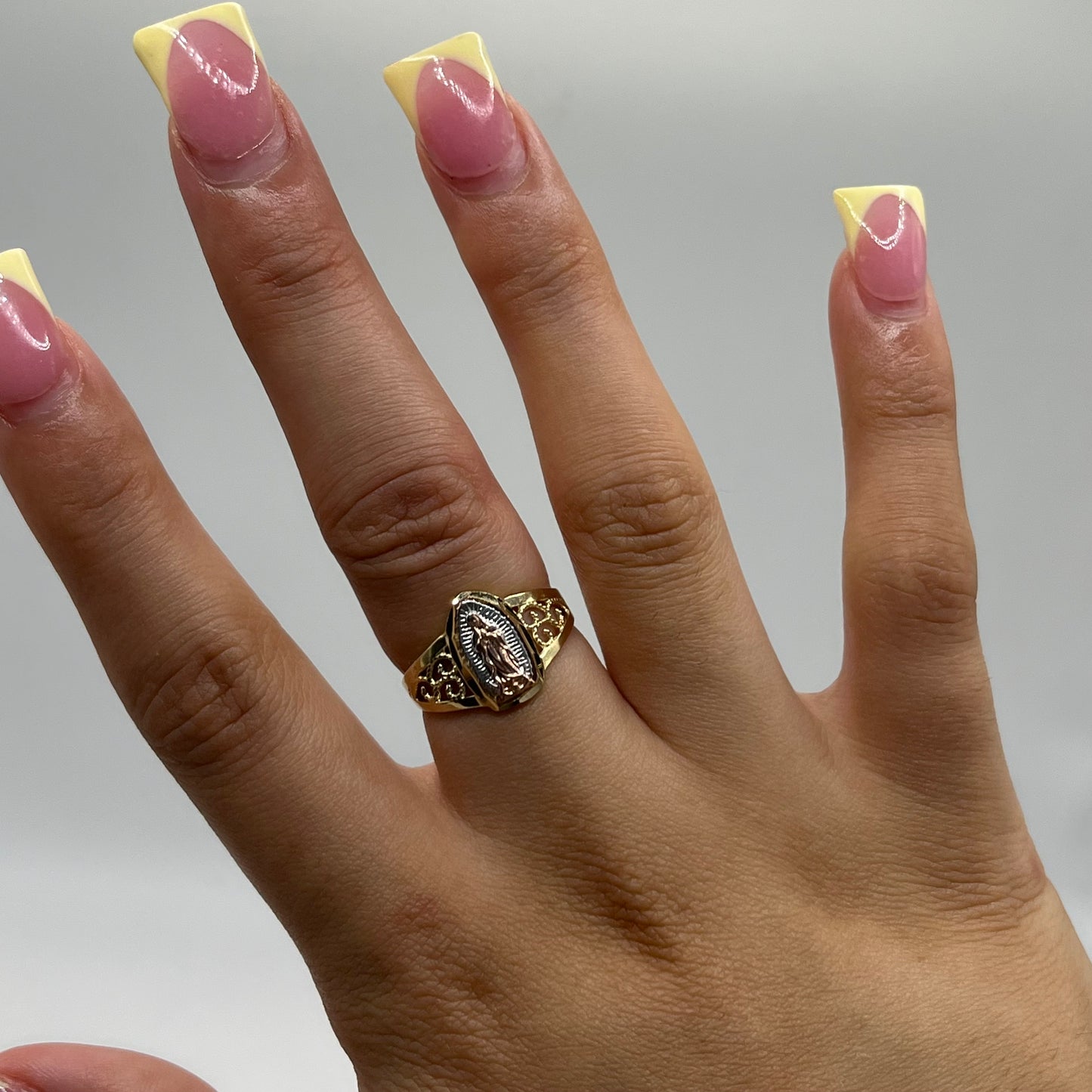 14k Gold Grace of Mary Band Ring