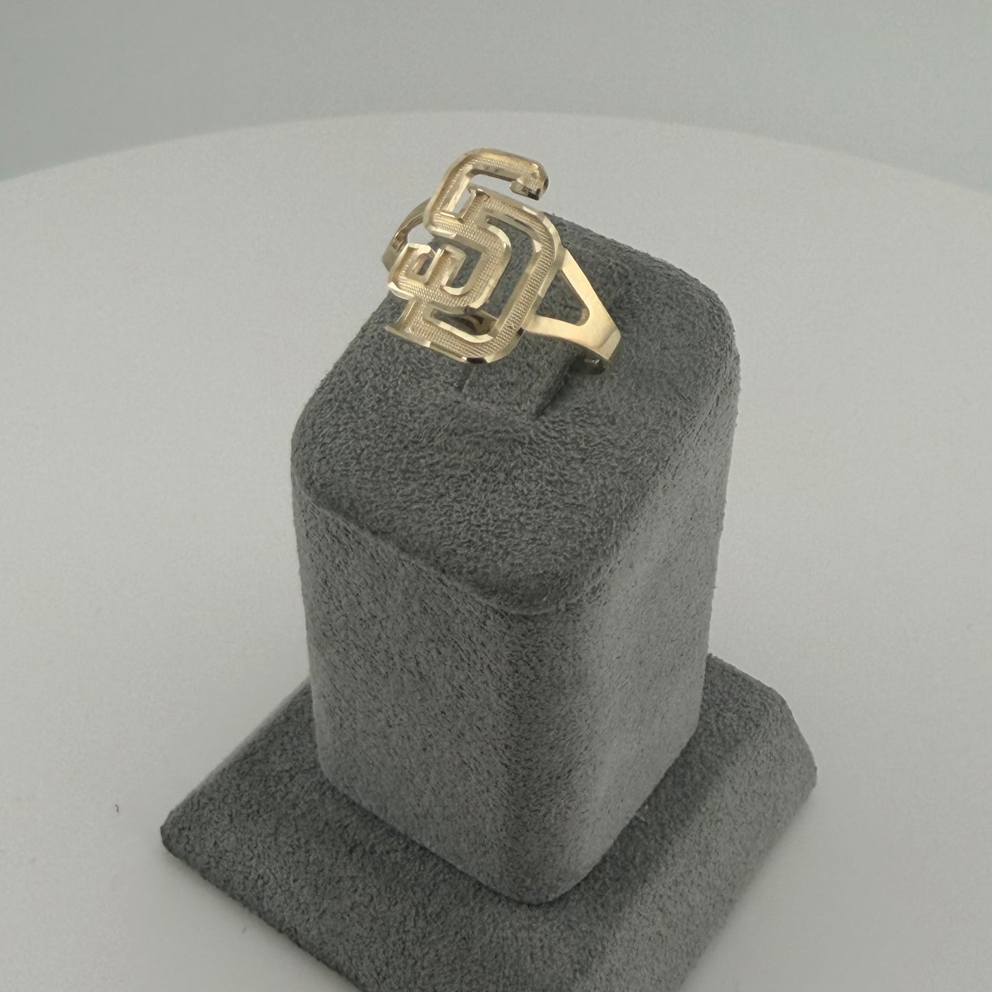 10k Gold San Diego Ring
