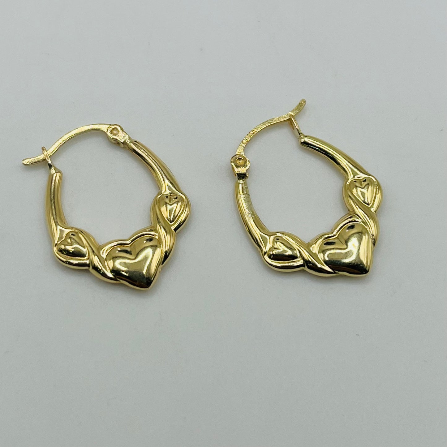 14k Gold Devine Heart Hoops
