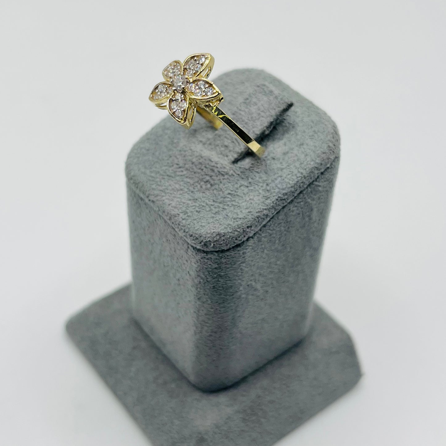 10k Gold CZ Hibiscus Ring