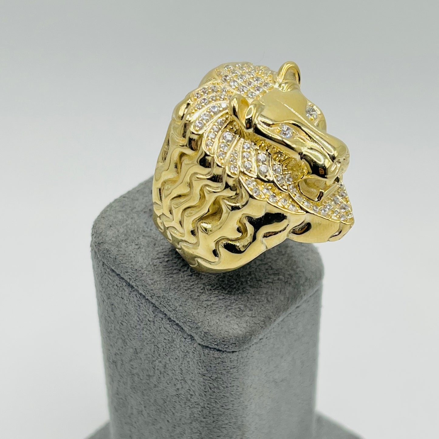10K Gold Cz Lions Head Lightweight Ring (M)