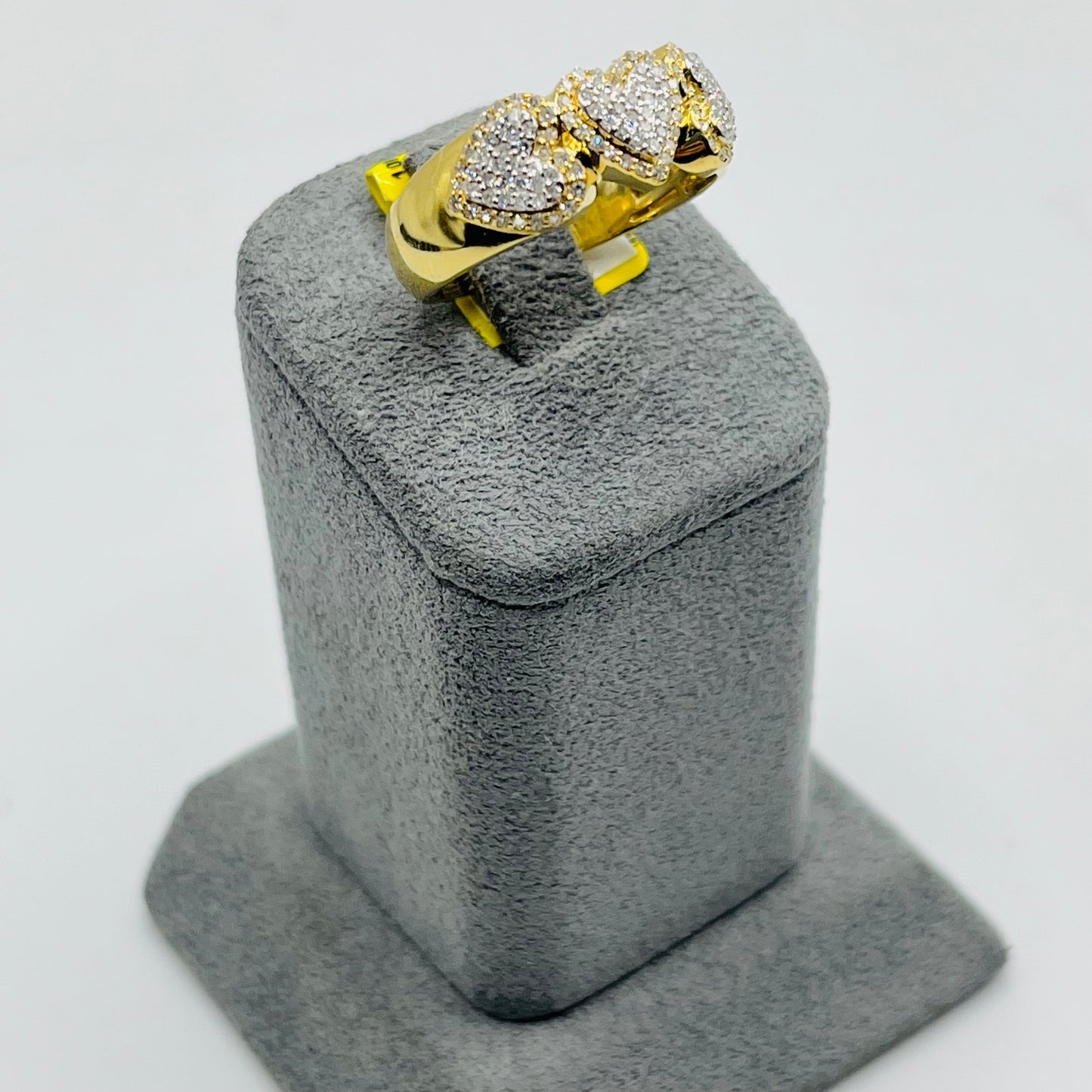 10k Gold Natural Diamond Ladie Ring