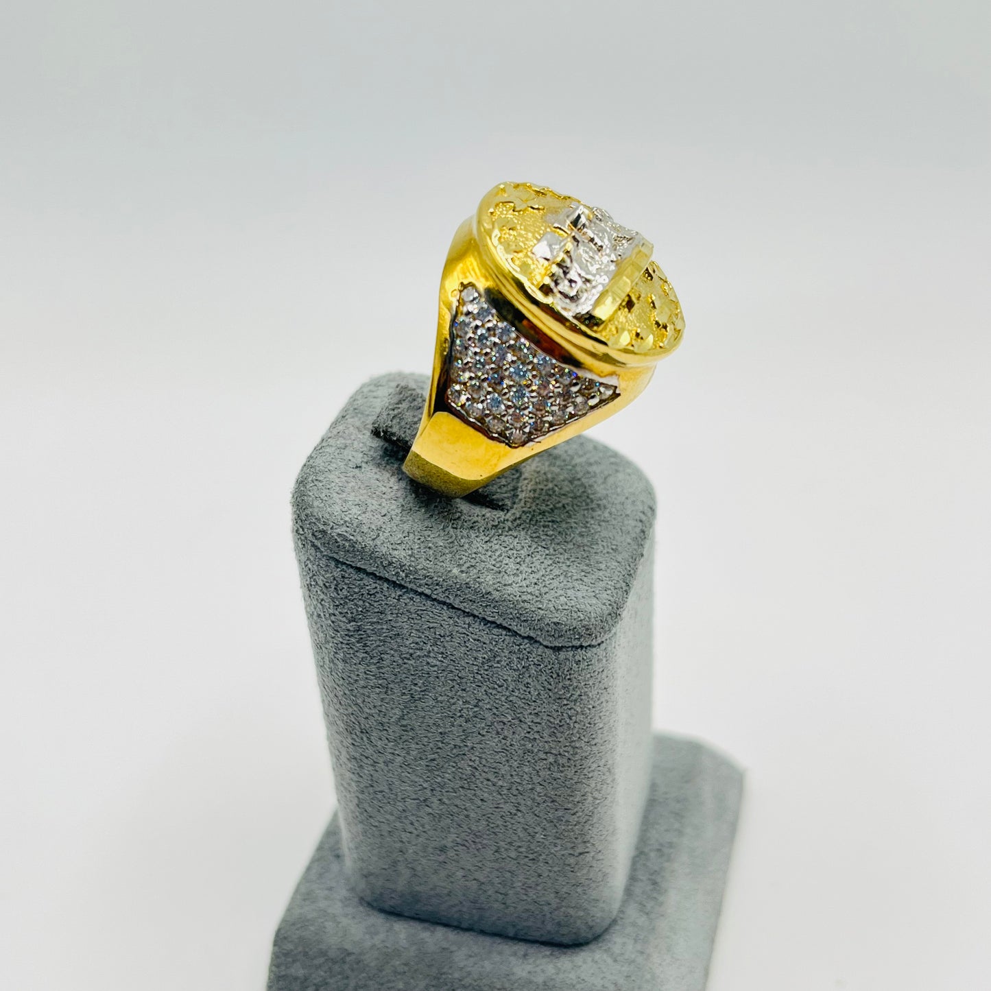 10k Gold Blessed Table Cz Band Ring