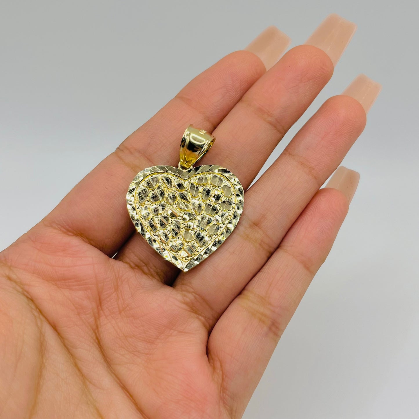10k Gold DC Outlined Heart Nugget Pendant
