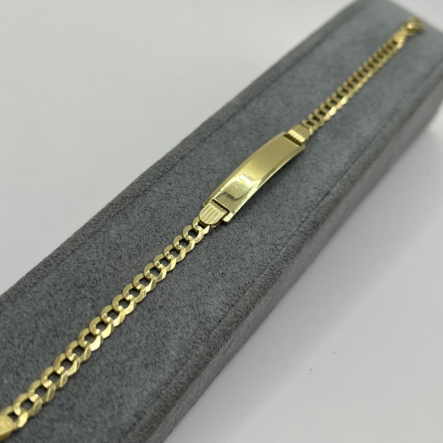 14k Gold Solid Figaro 3mm ID Bracelet