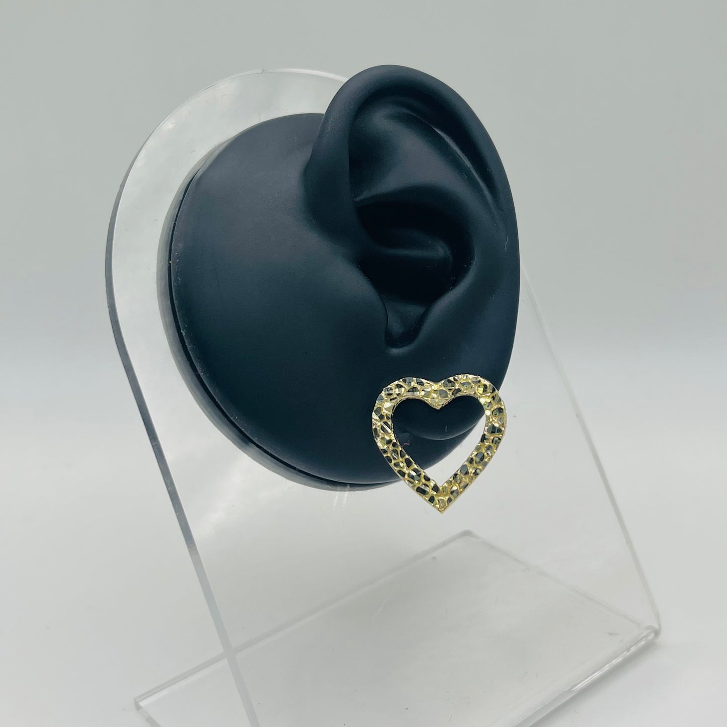 10k Open Heart Nugget Earrings (Medium)