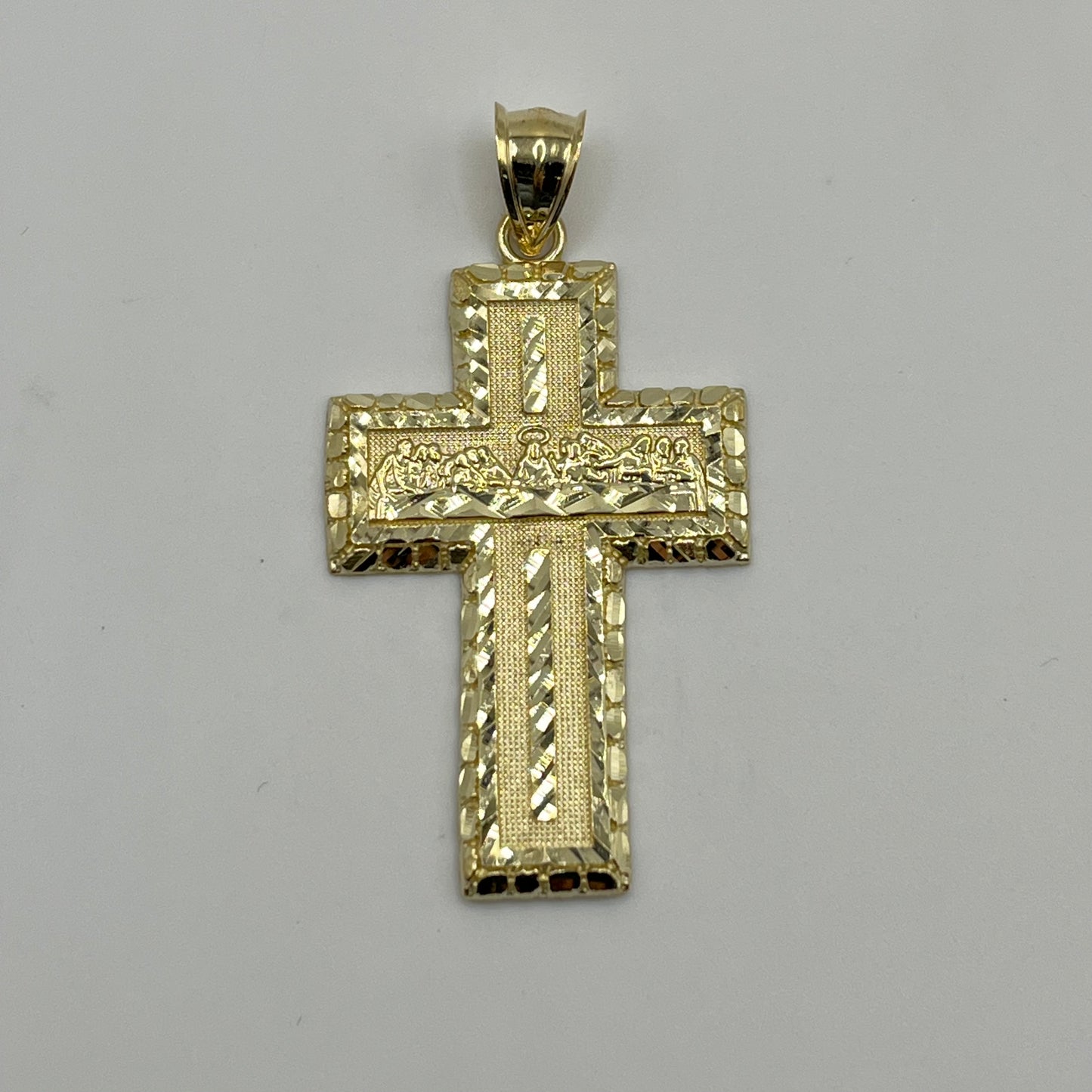 10k Gold Dc Outlined Last Supper Cross
