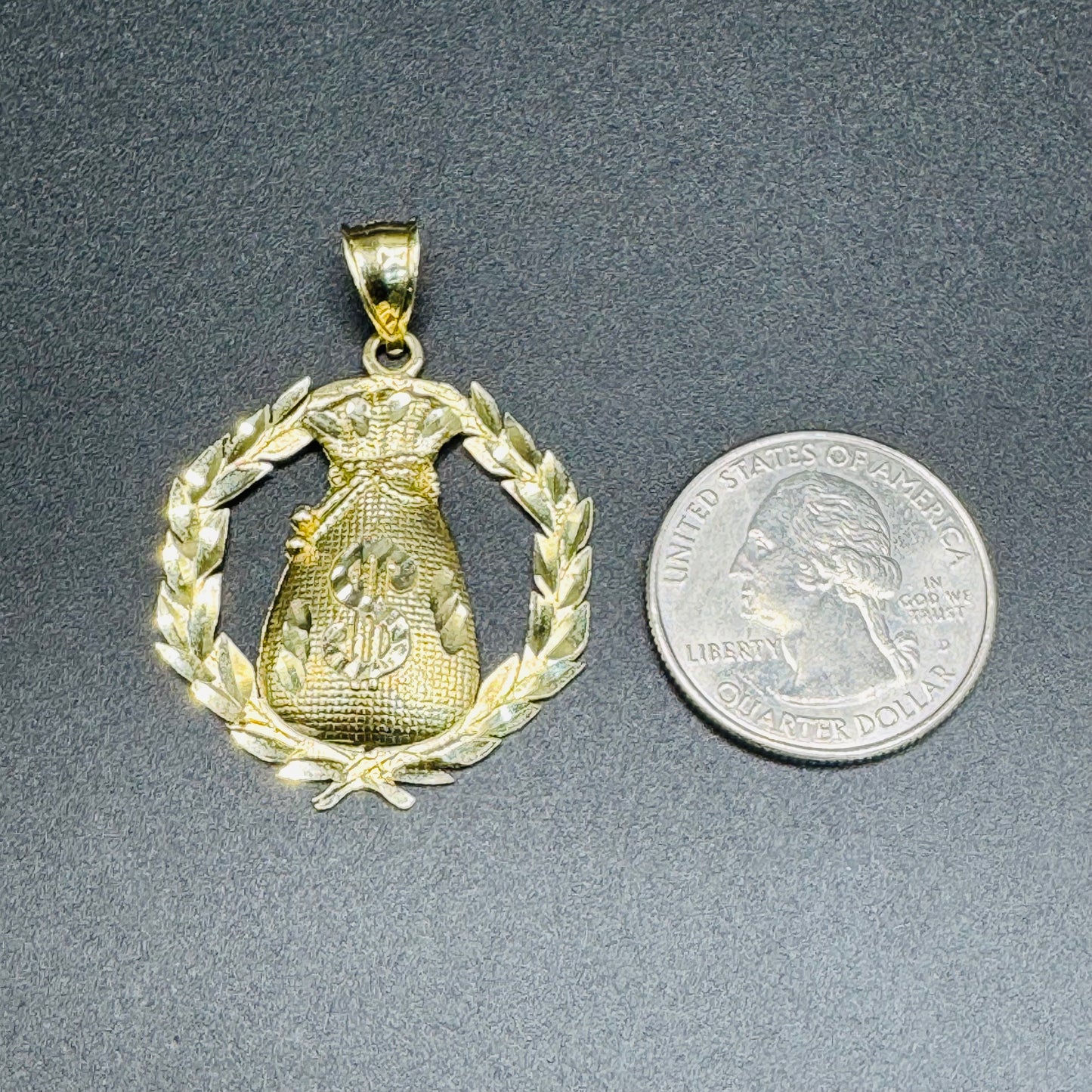 10K Gold Moneybag Wreath Charm