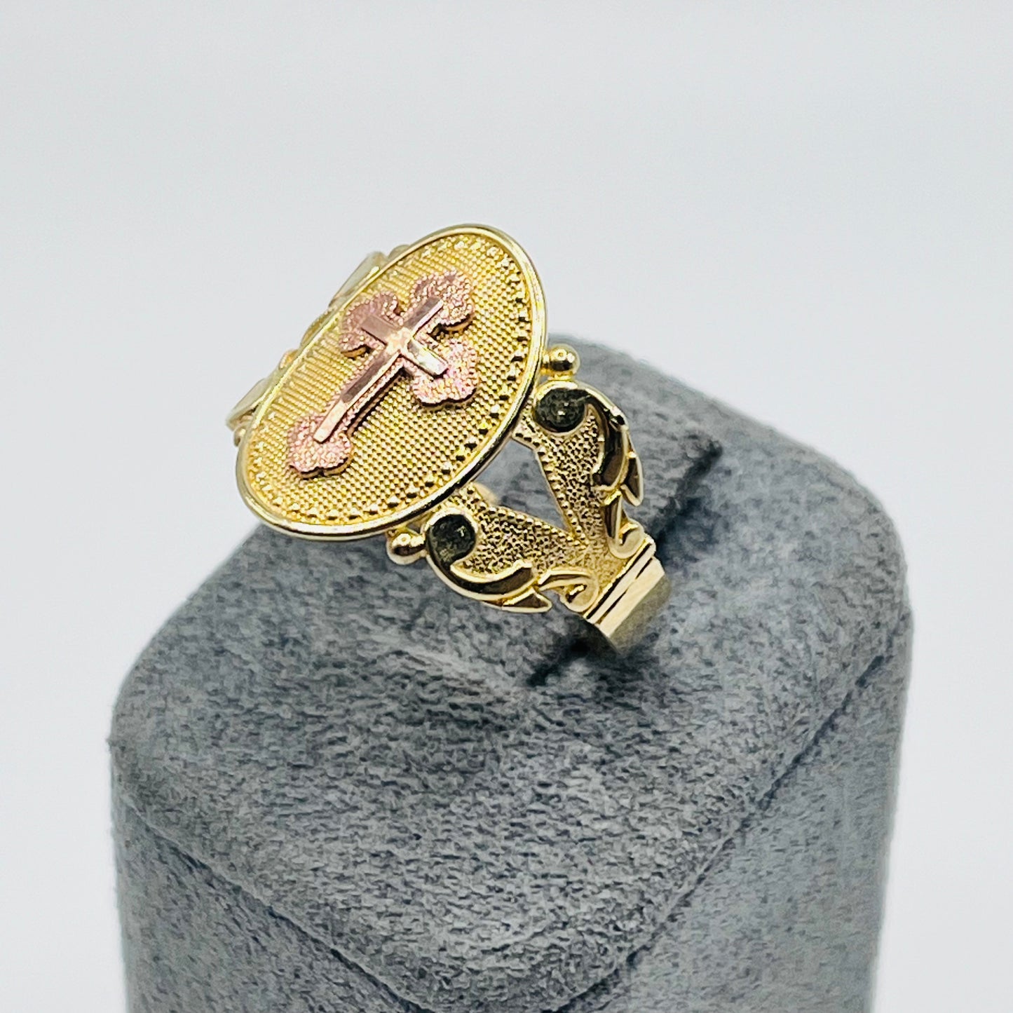 10K Gold Fleur De Lis Cross Ring