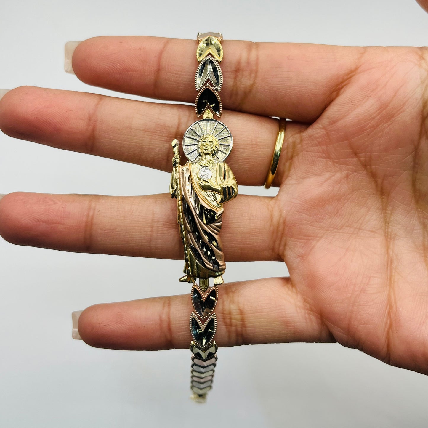 14K Gold 6mm San Judas Tri-Color Heart Bracelet