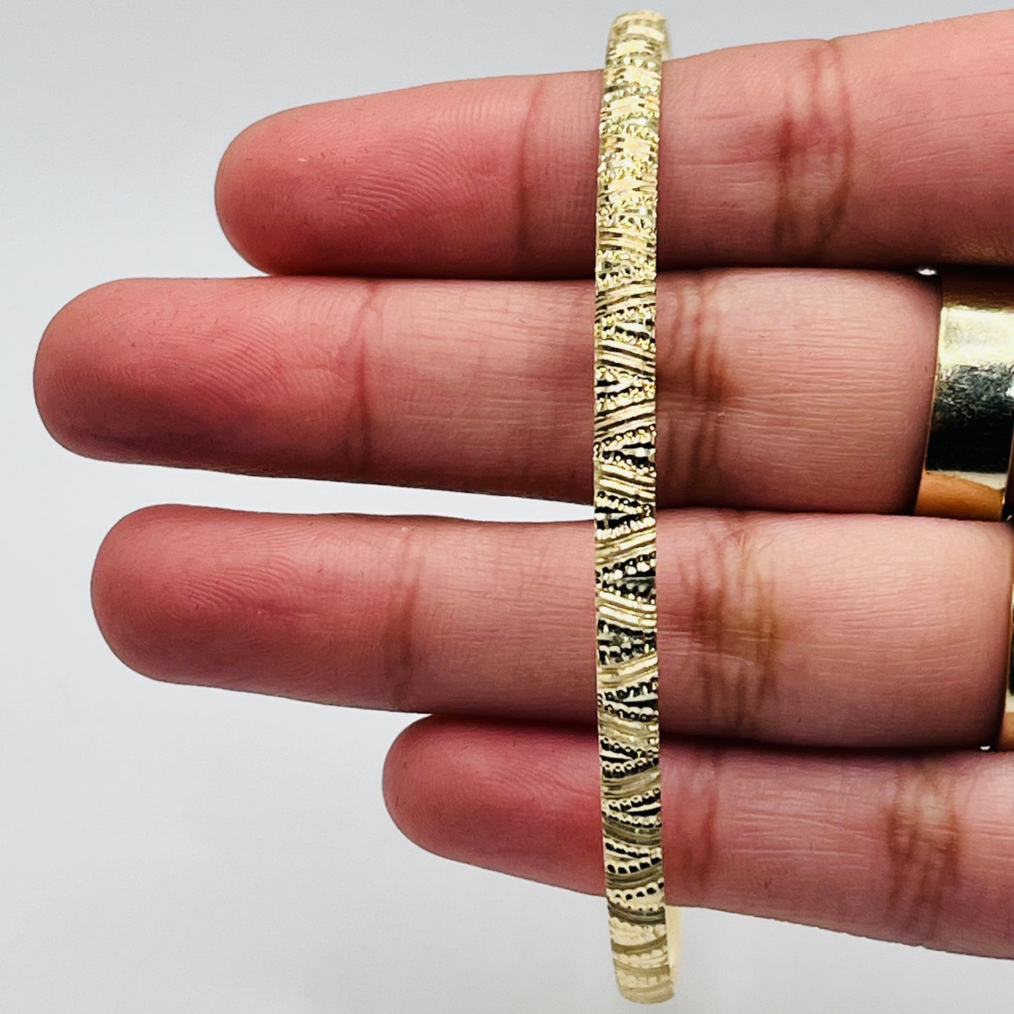 14K GOLD BANGLE 1