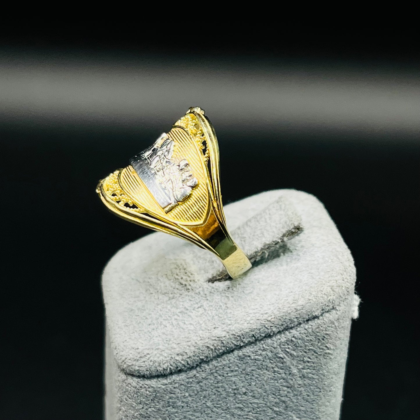 10K Gold Two-Tone Last Supper Ring with Border