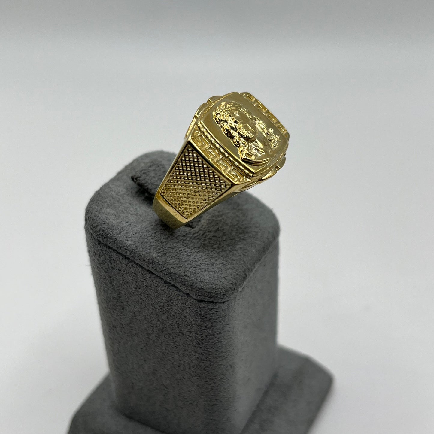 10k Gold Jesus Face Roma Ring
