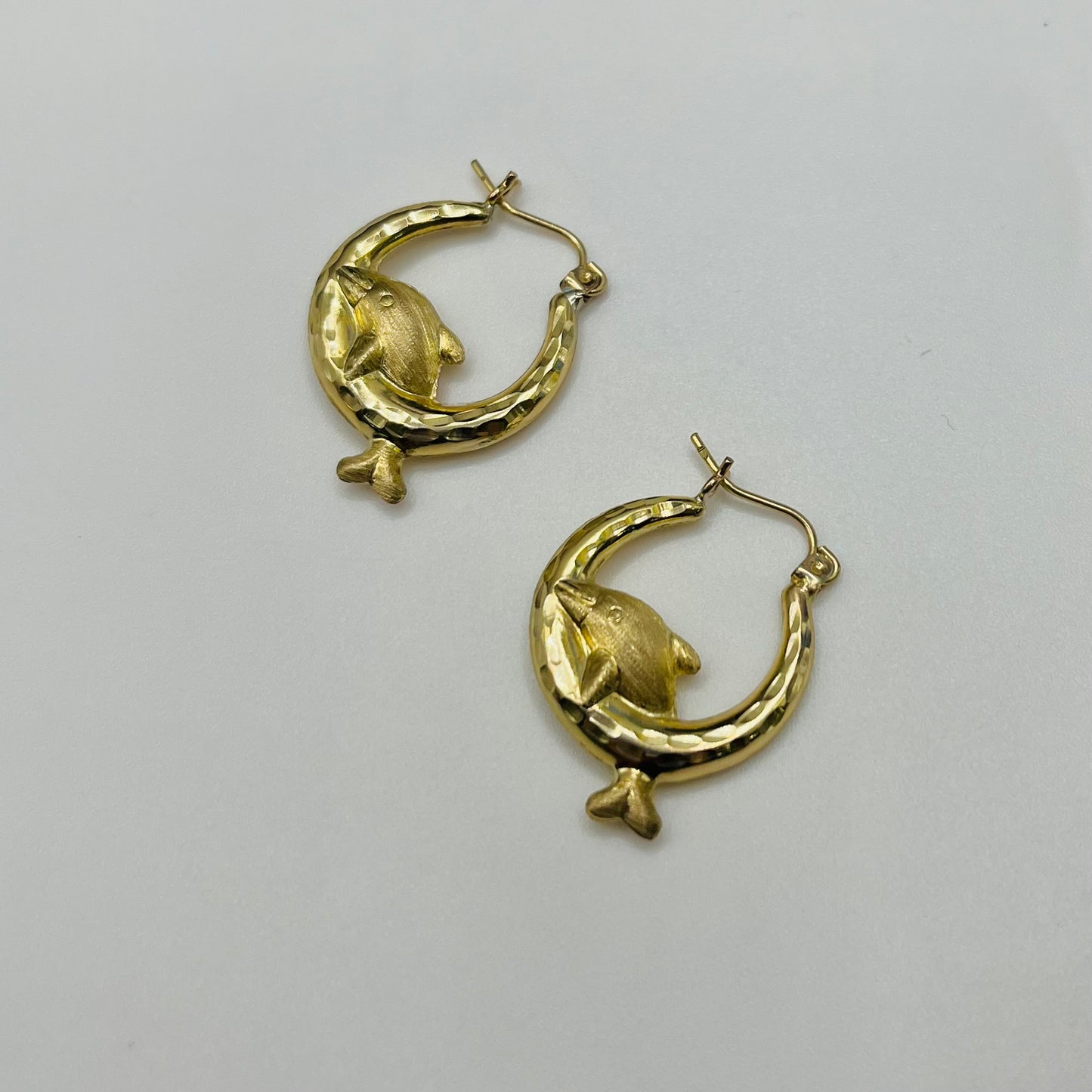 10K Gold Dolphin Hoops Matte Finish (sm,0.75")