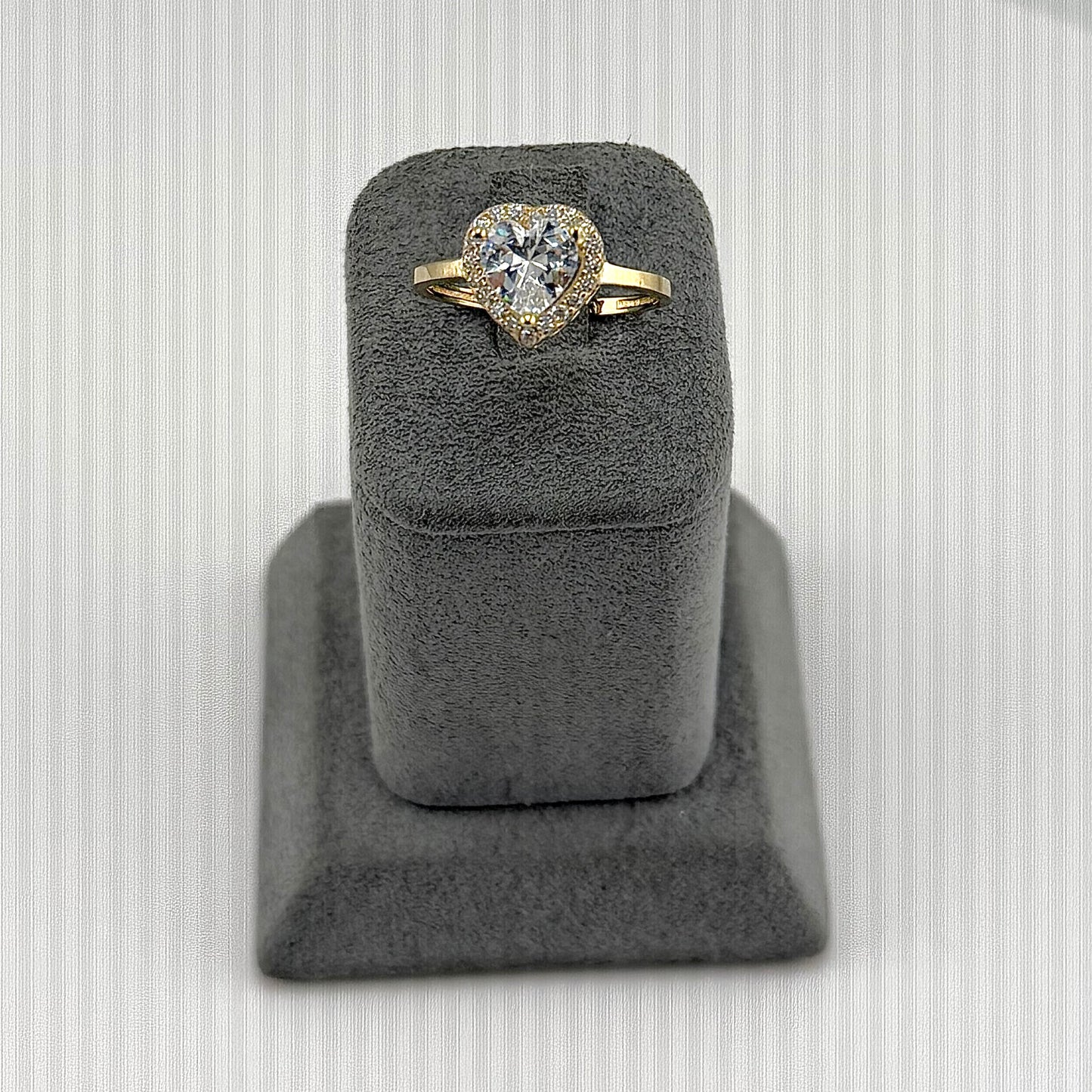 14k Gold Sweet Crush Heart Cz Ring (White)