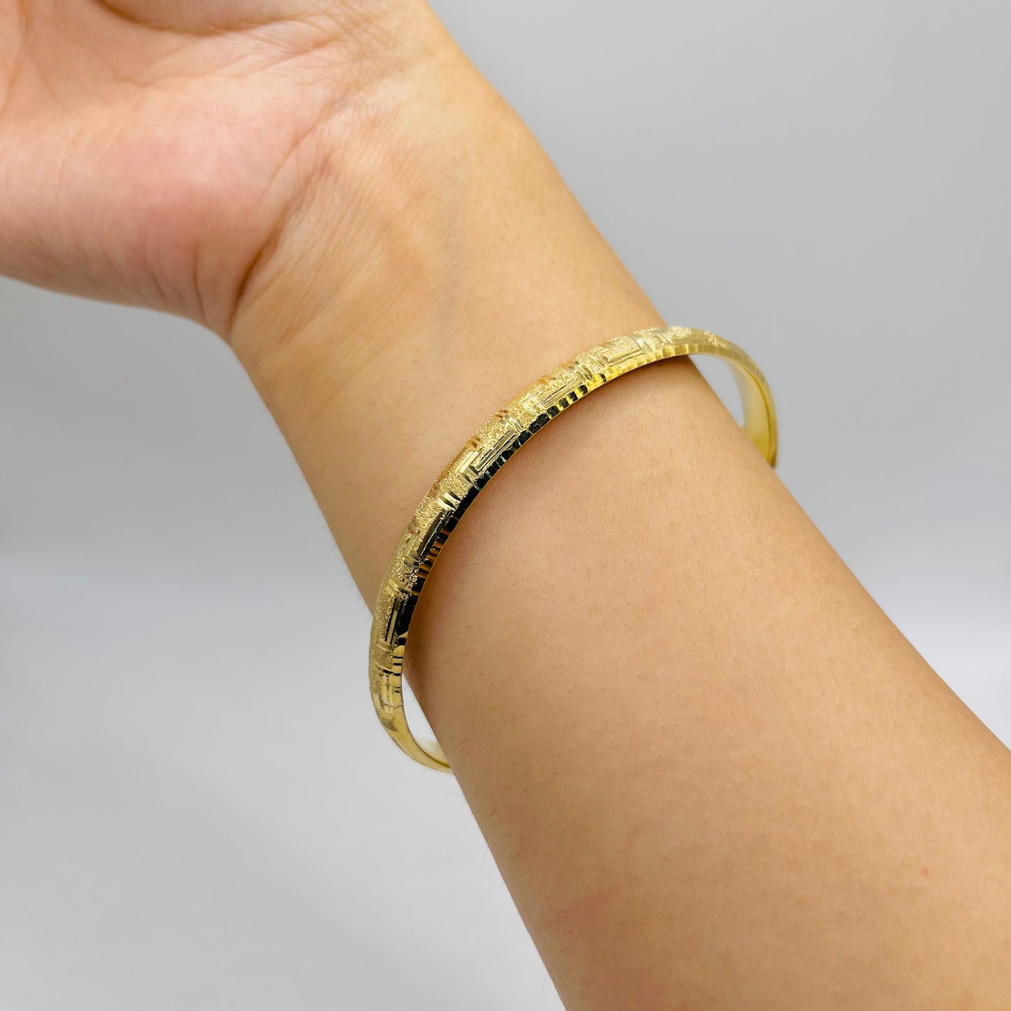 10k Gold Geometria Bangle