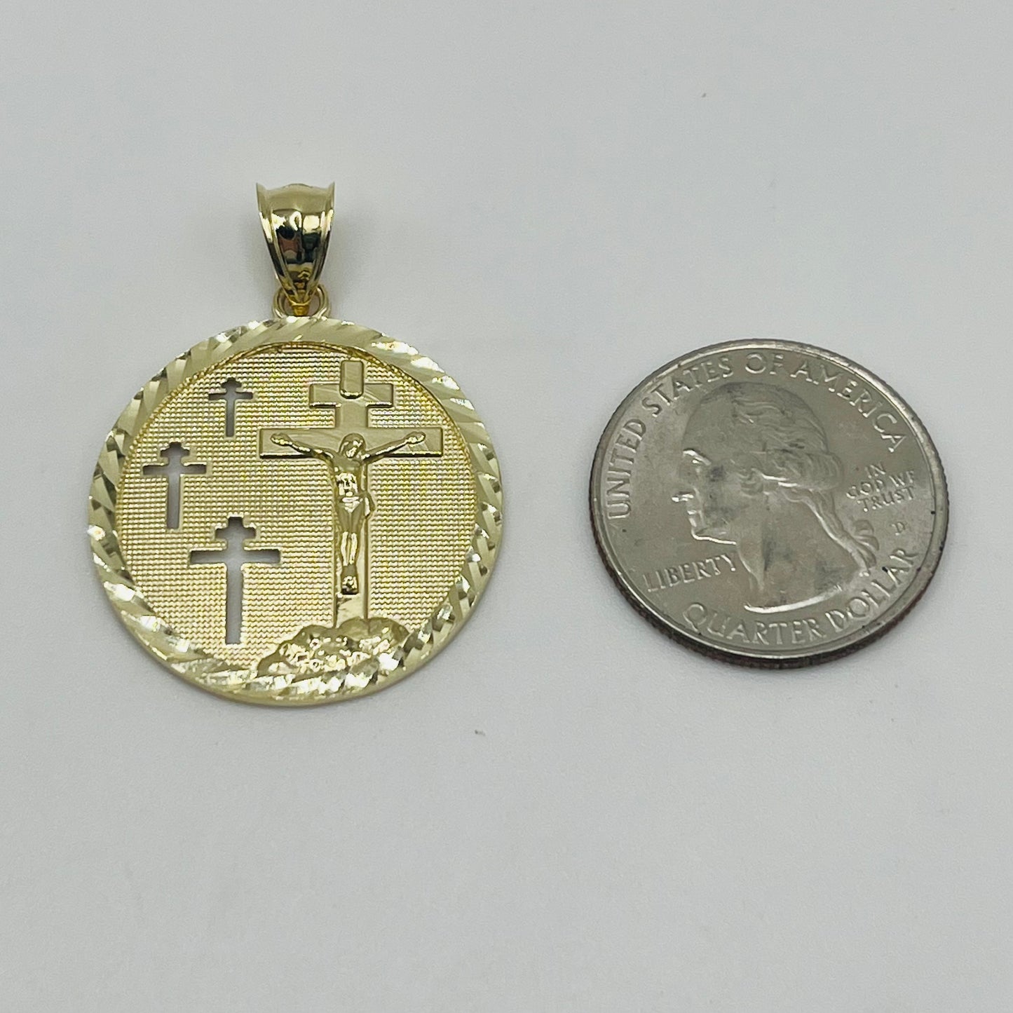 10k Gold Pillars of Jesus Charm