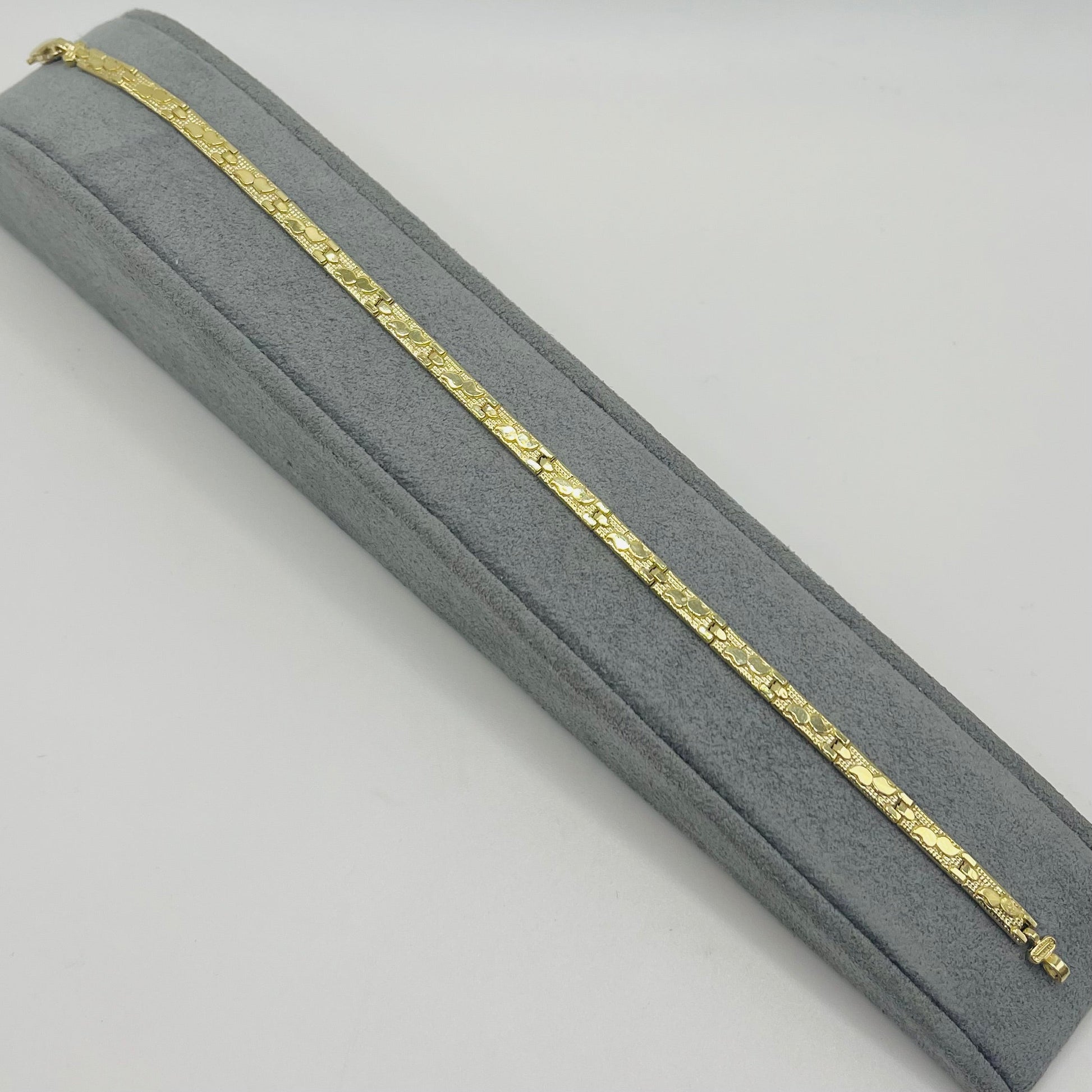 10K Gold Solid Nugget Bracelet | Width: 3.7mm